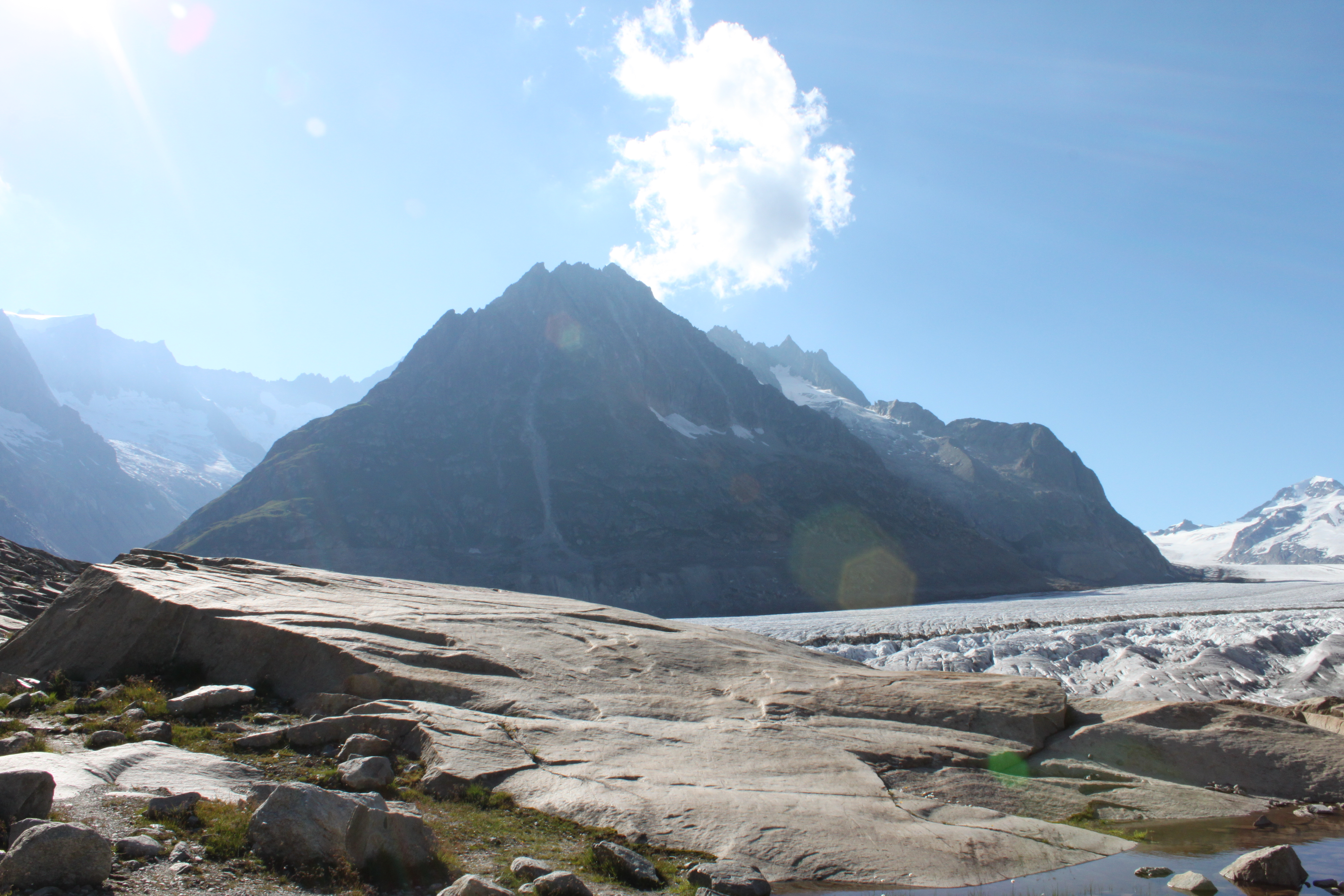 Randonnée au glacier d'Aletsch dans les Alpes suisses