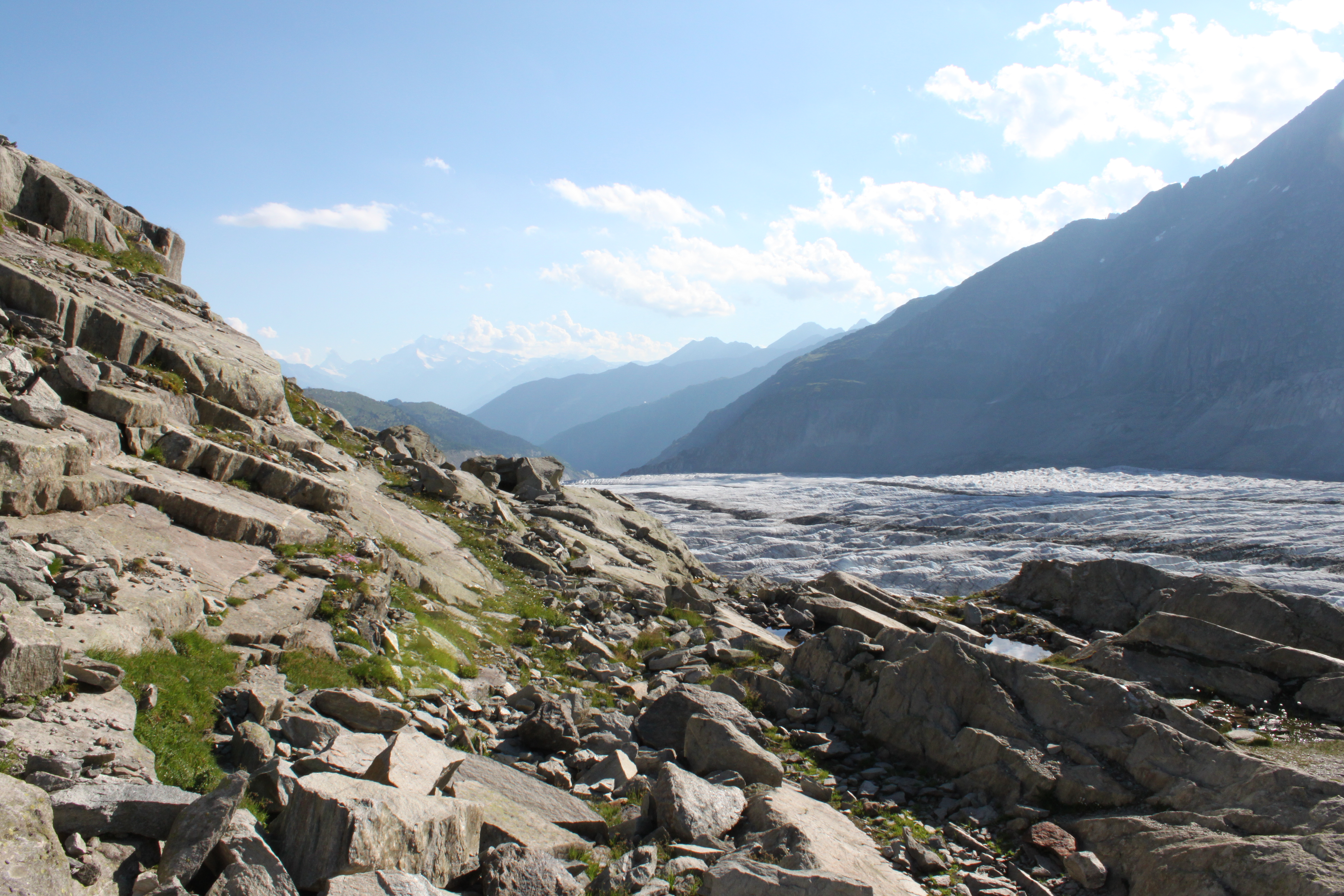 Randonnée au glacier d'Aletsch dans les Alpes suisses