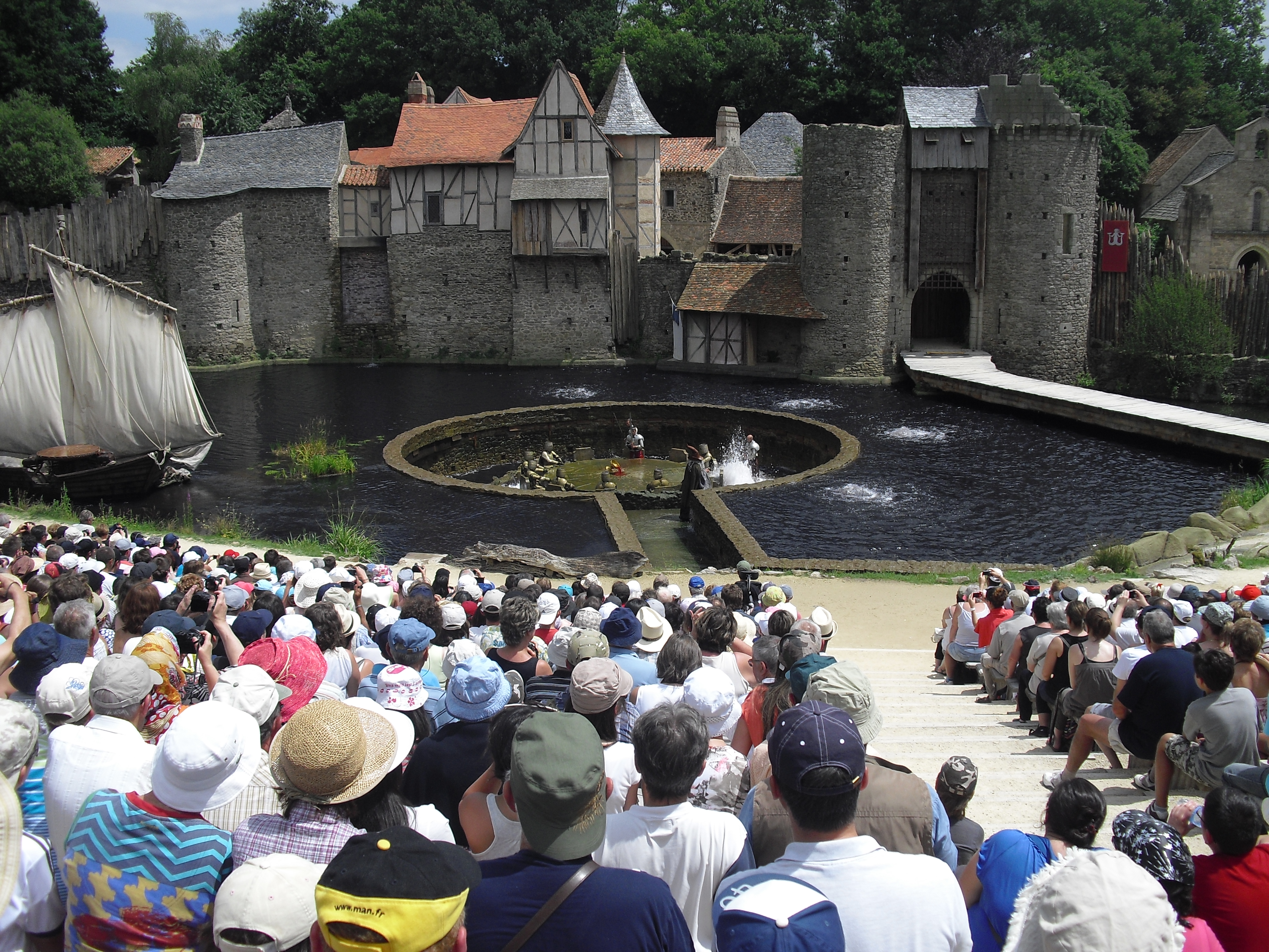 Puy du fou amicale 2013 003