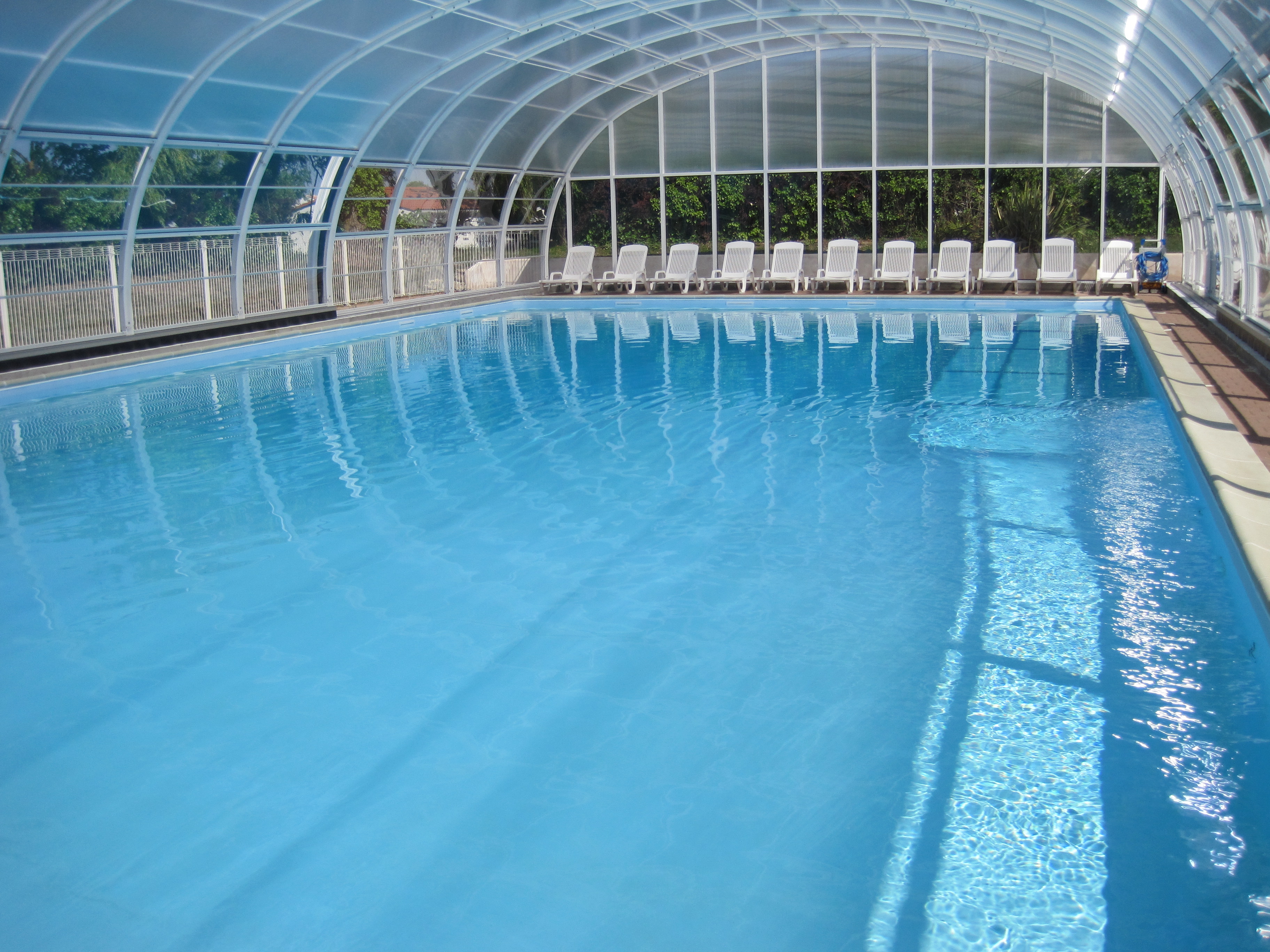 Piscine interieure