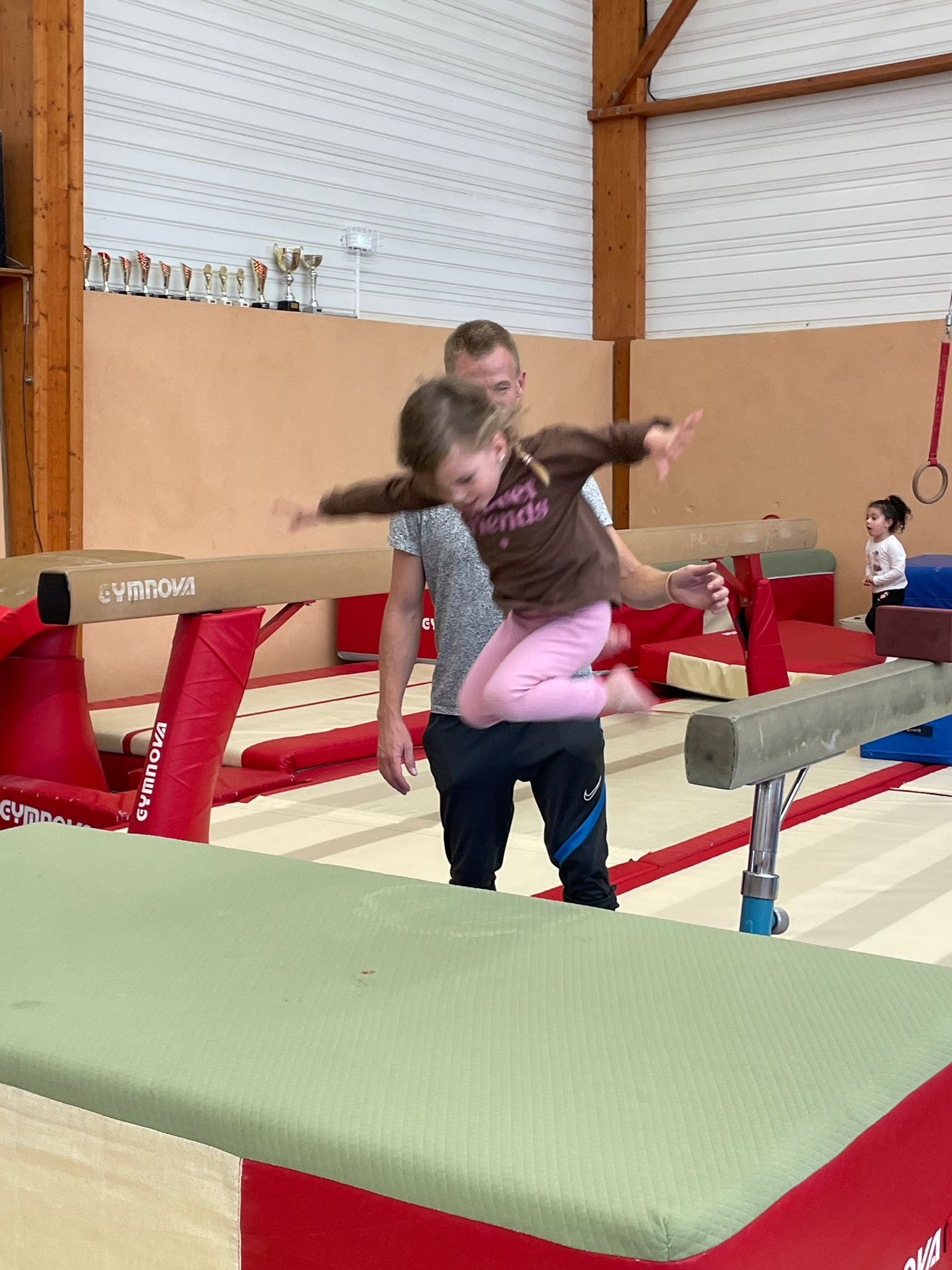 Whatsapp image 2025 10 30 at 16 35 50 1 