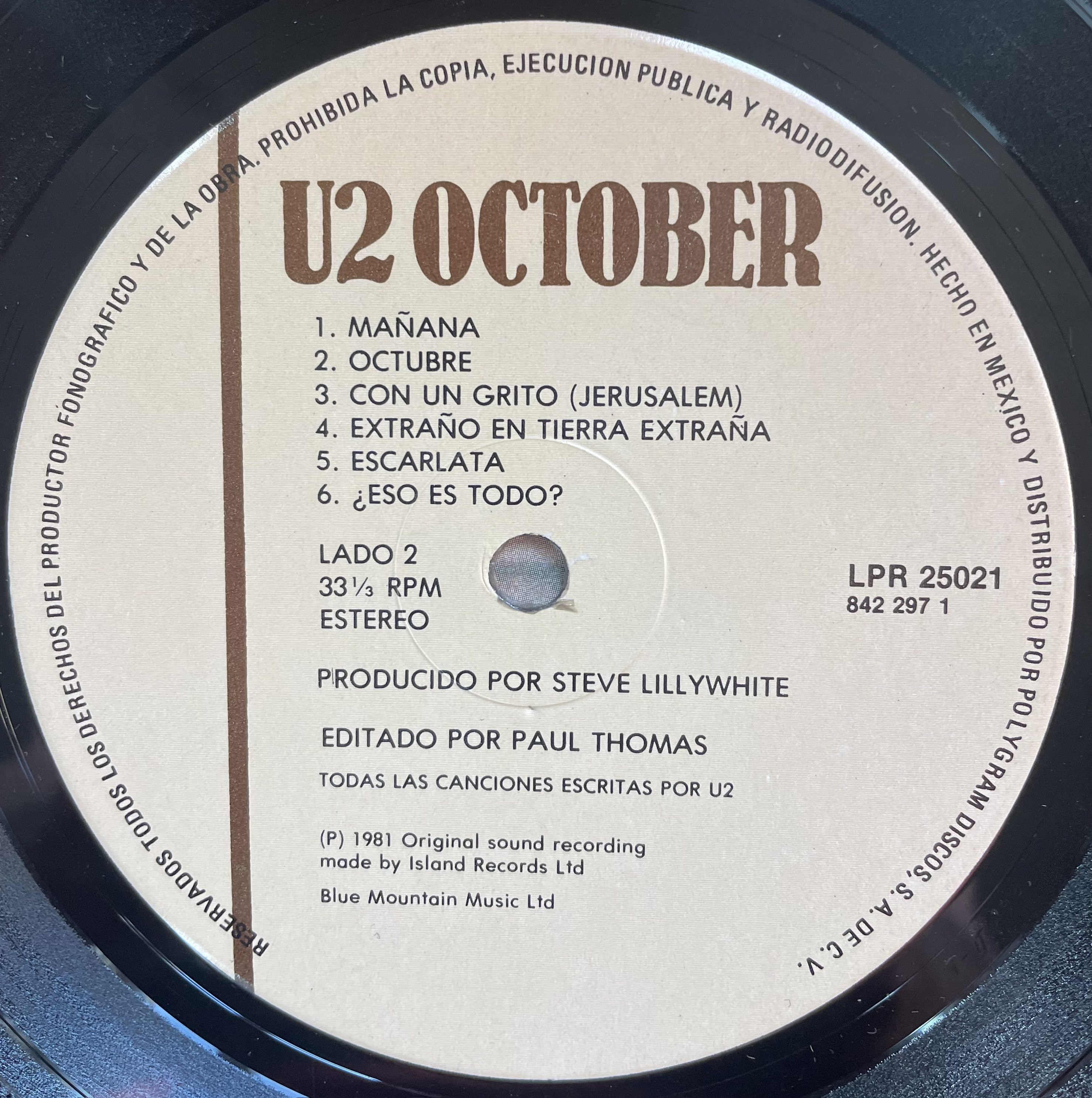 October me lpr 25021 b 