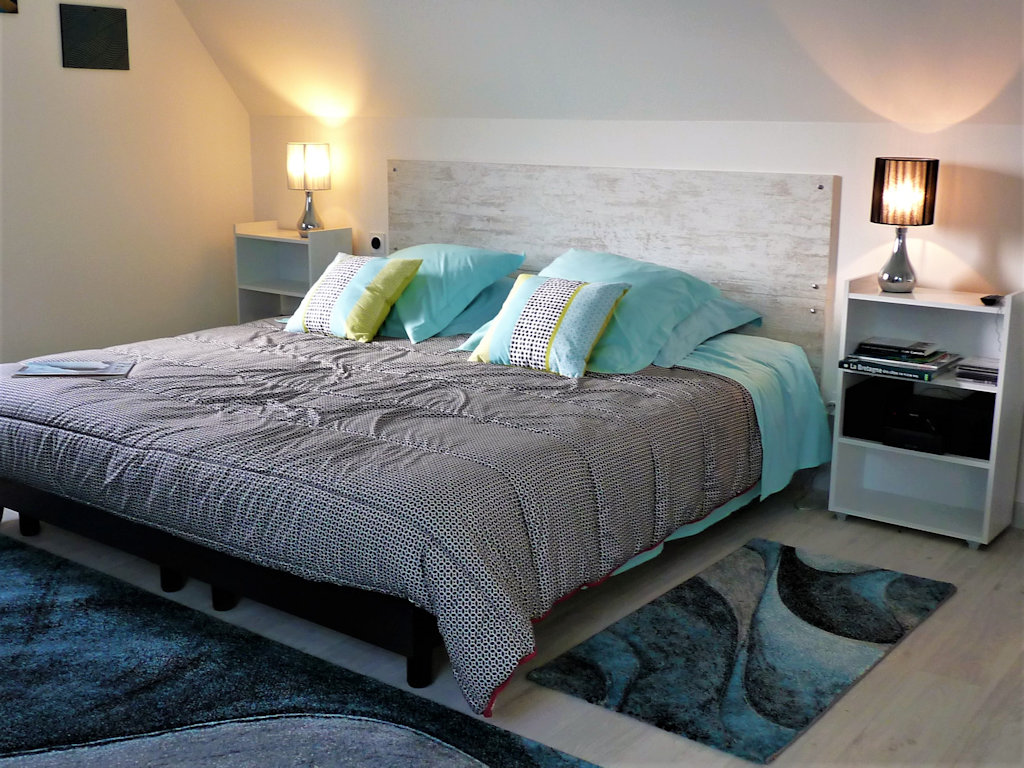 05 location cote de granit rose les gites du radome orion