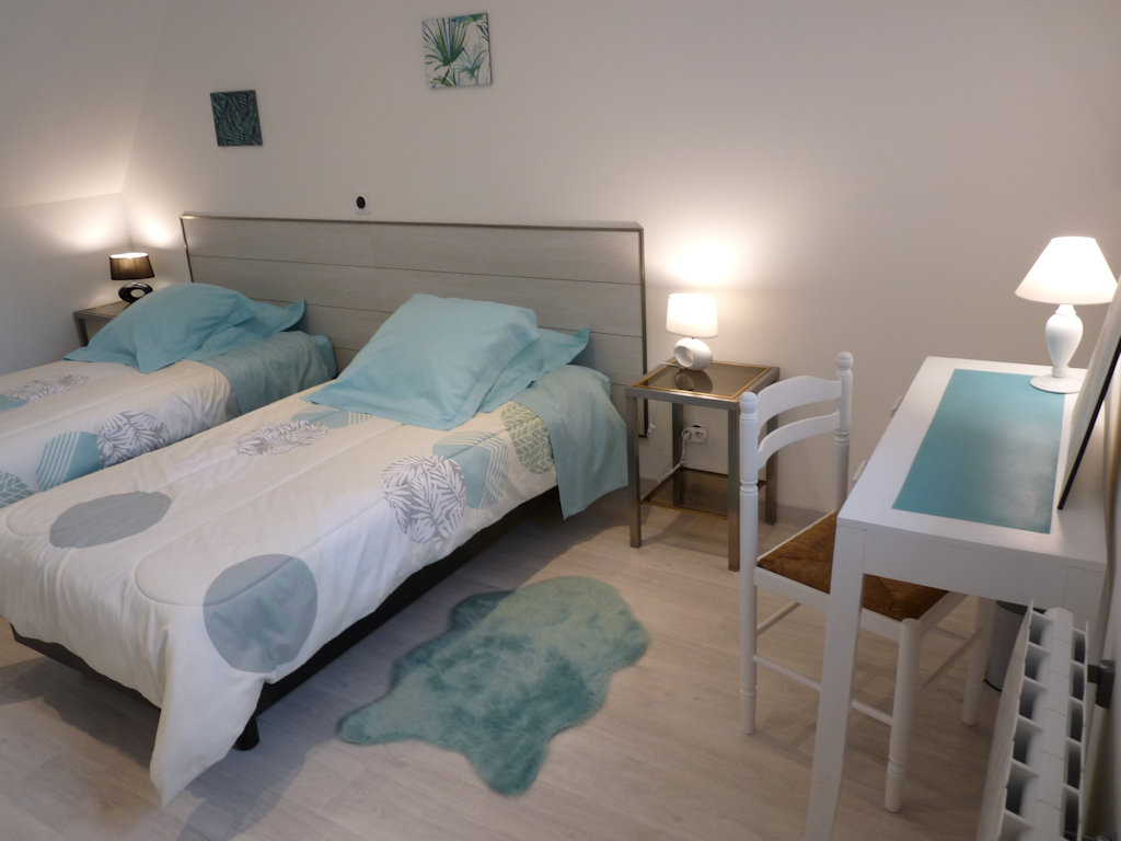 08 location cote de granit rose les gites du radome orion