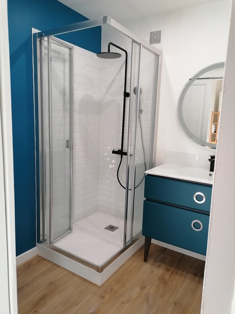 Porte de douche coulissante escamotable 100x80