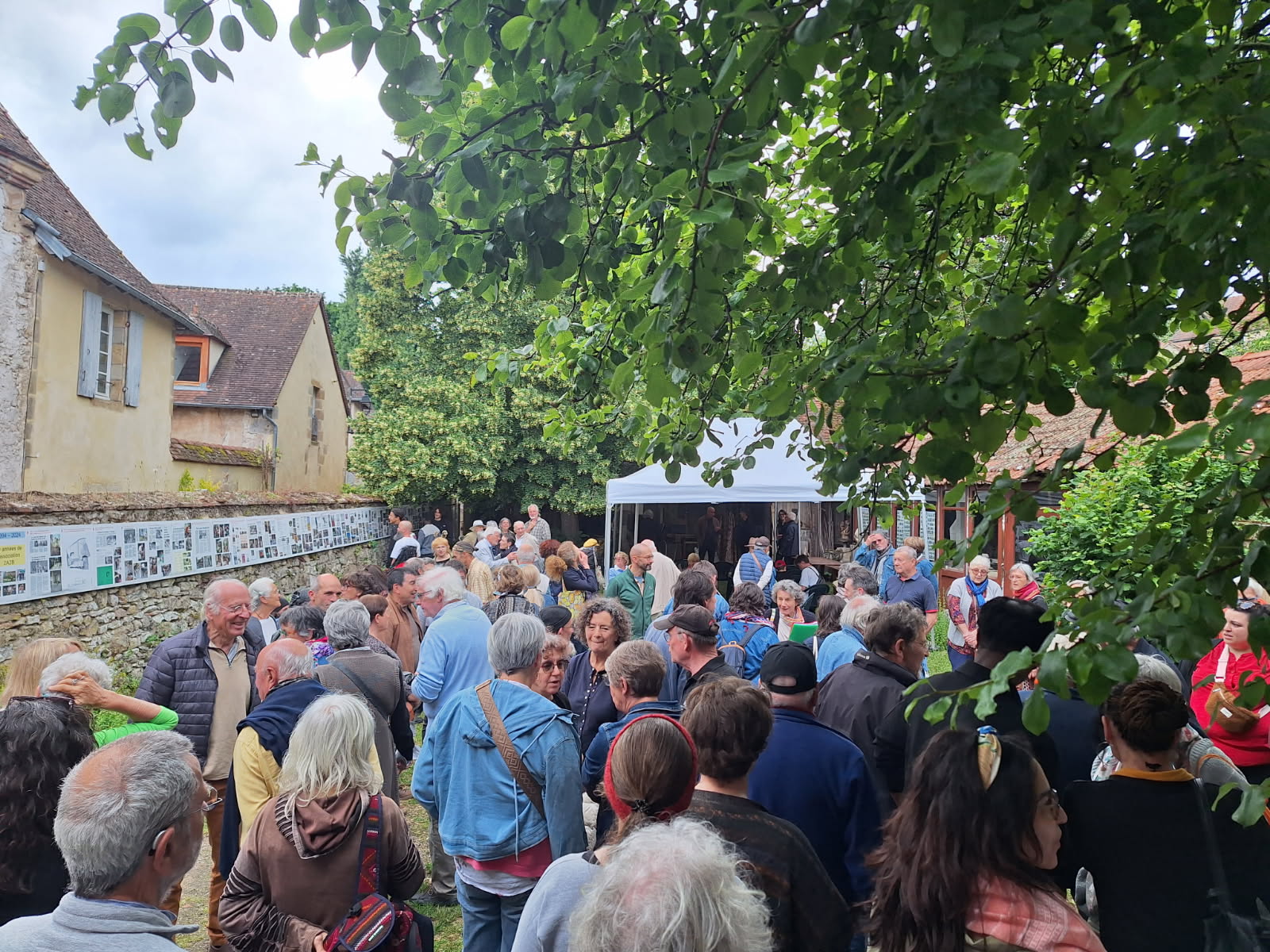 Inauguration bancs poemes 2025 5