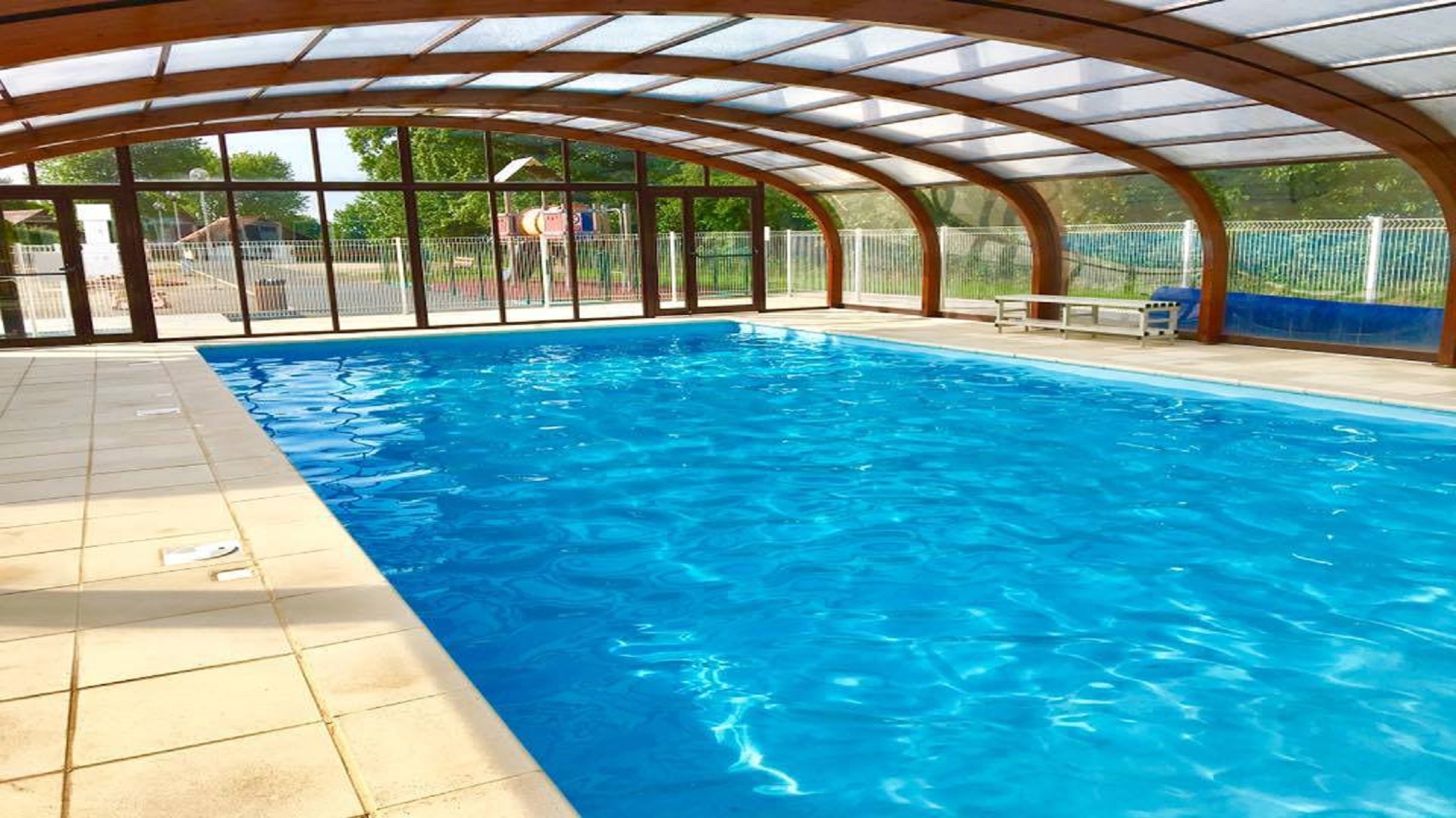 Interieur piscine pg