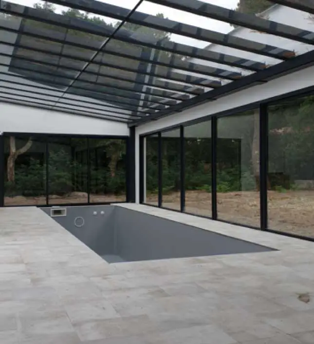 Piscine moderne constructeur jpg