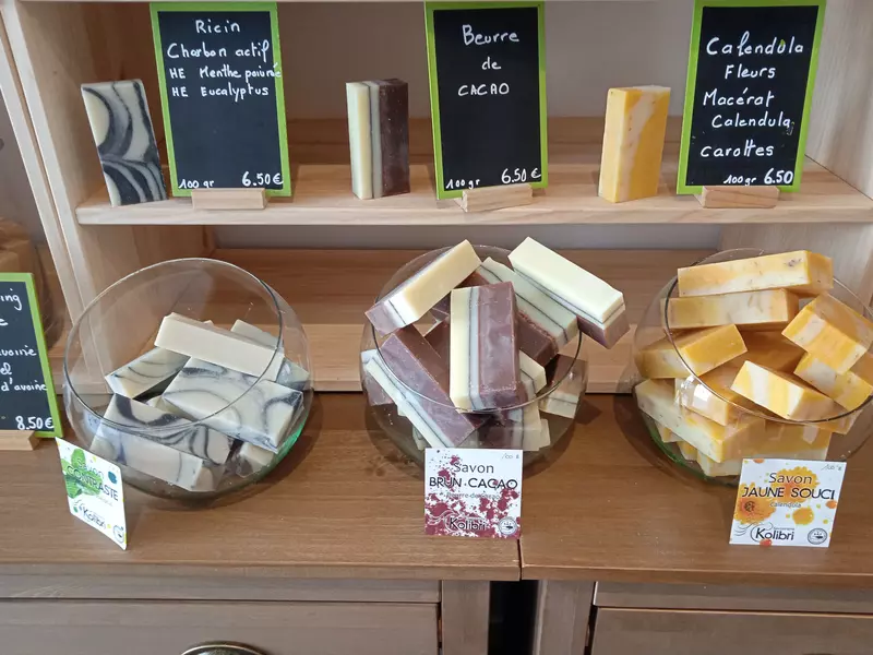 Savons Kolibri en vente en boutique de revendeur dans le Jura, à Clairvaux-les-Lacs