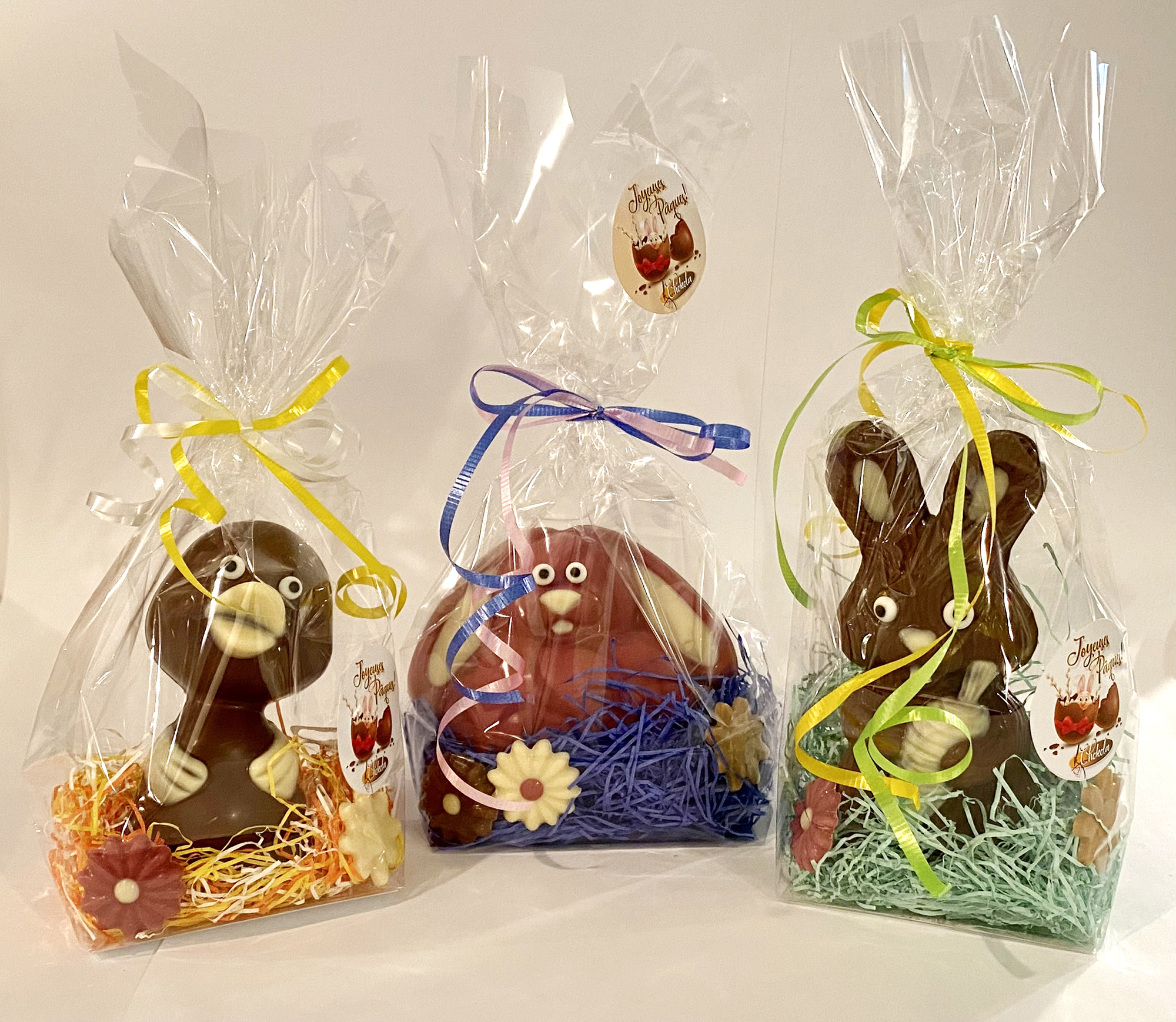 Figurines-emballe-es-sans-prix