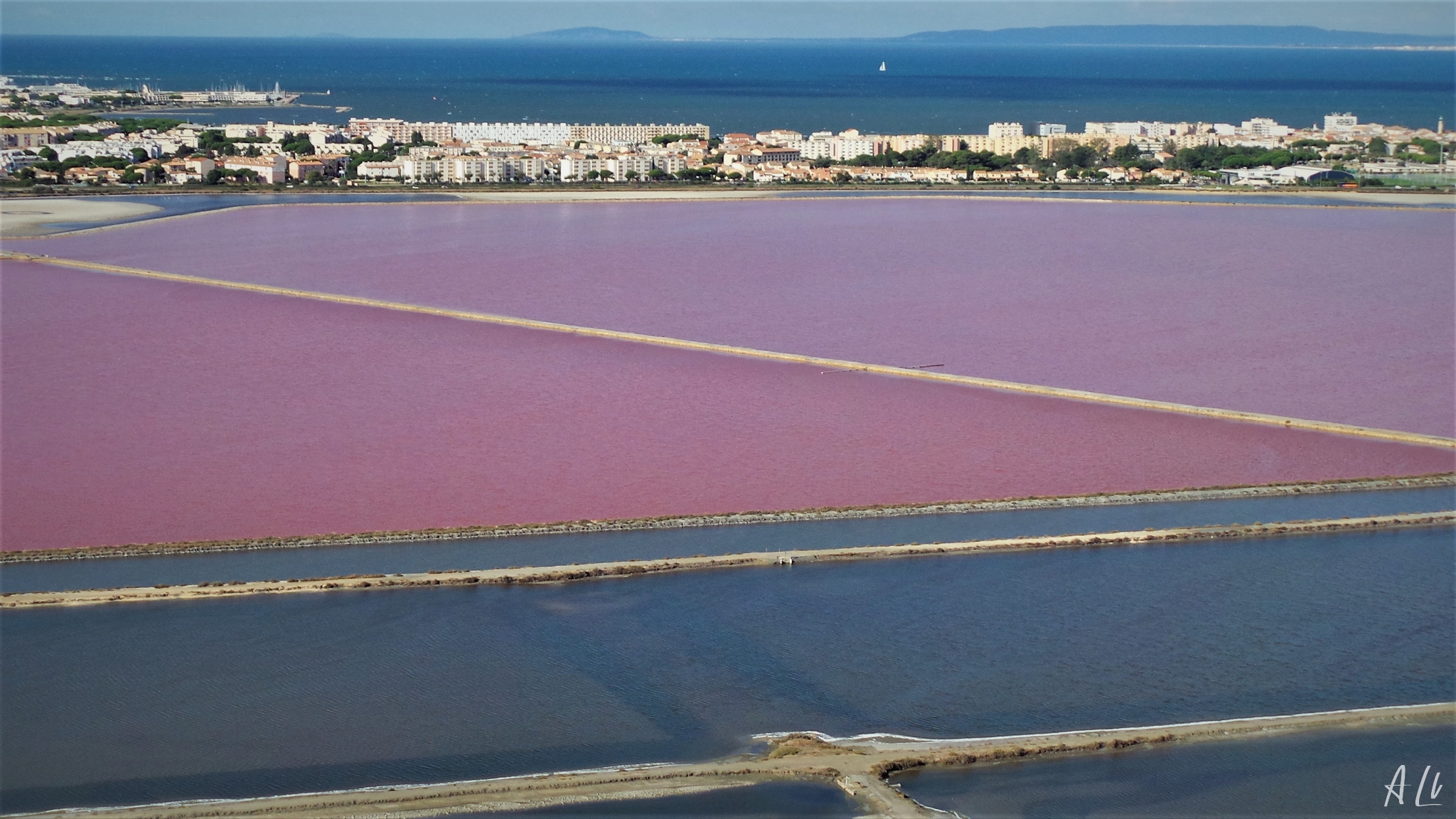 20160918 100258-2048