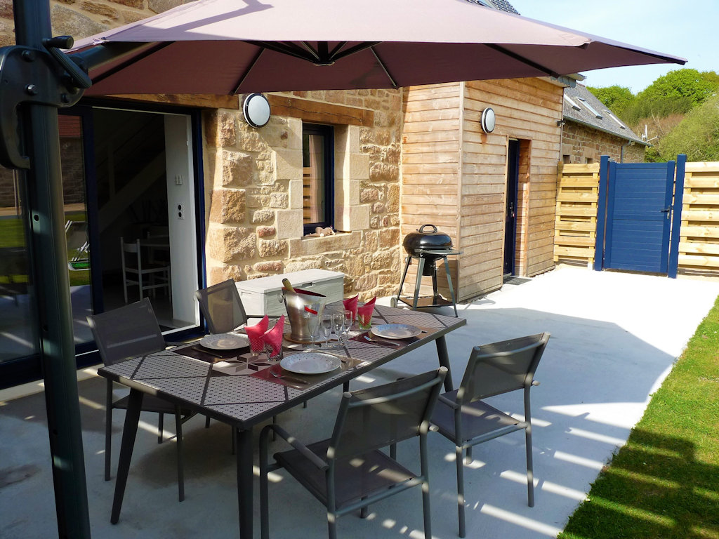 02 location cote de granit rose les gites du radome pegase