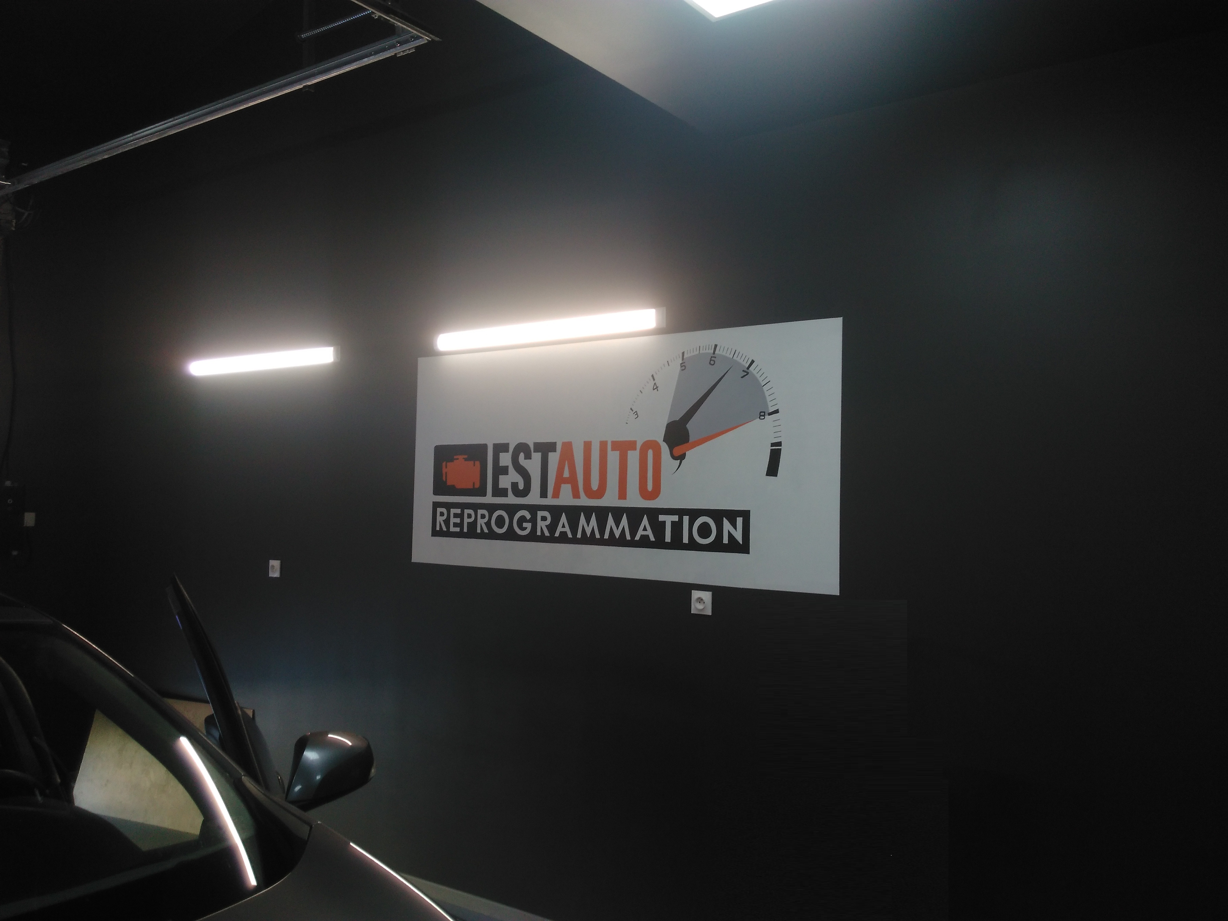 Est auto2