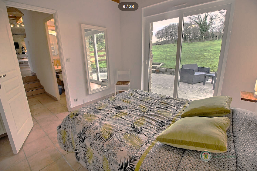 09 location cote de granit rose les gites du radome phoenix