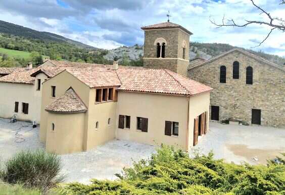 Monastere de rosans fini gratte mai 24 1 