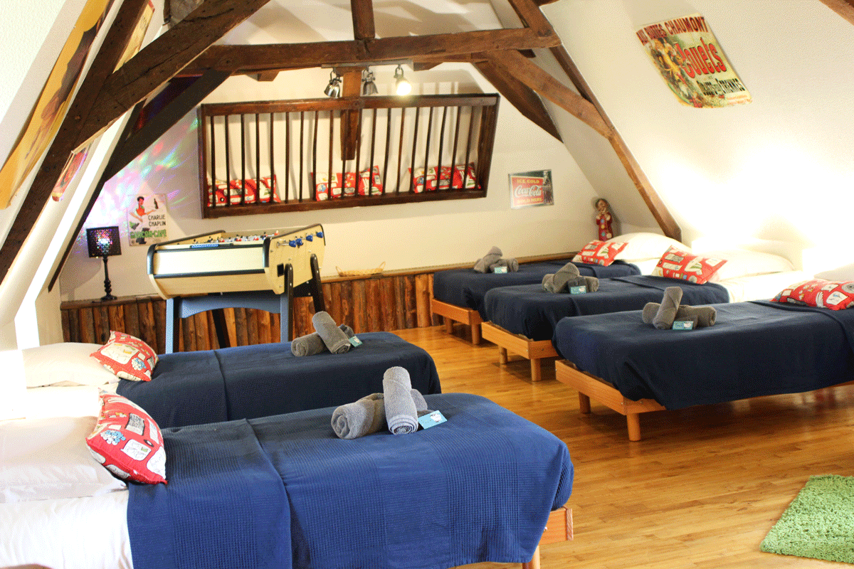 Gite de villenoue chambre jacques tati