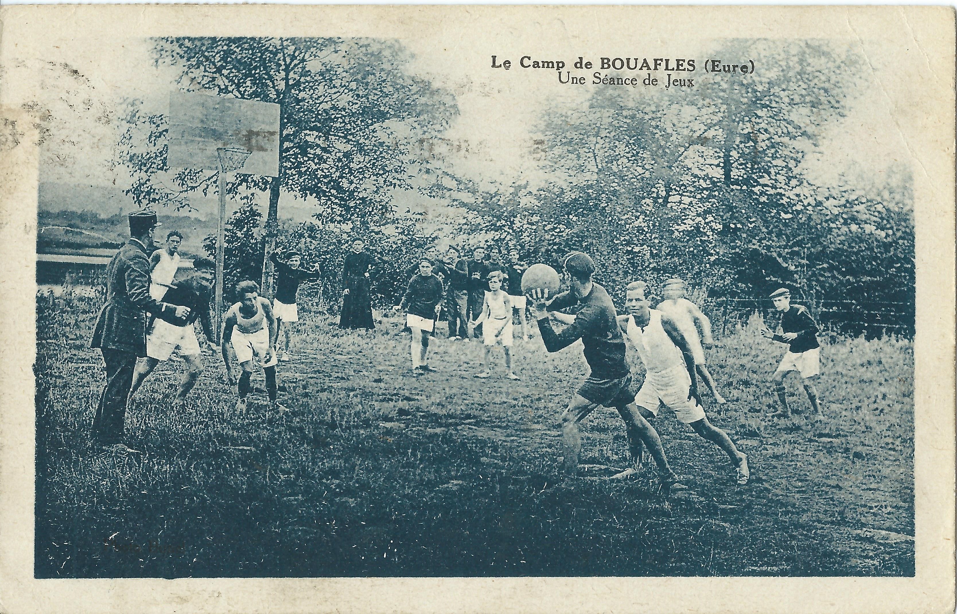 Camp des pilotins une seance de jeu 1923