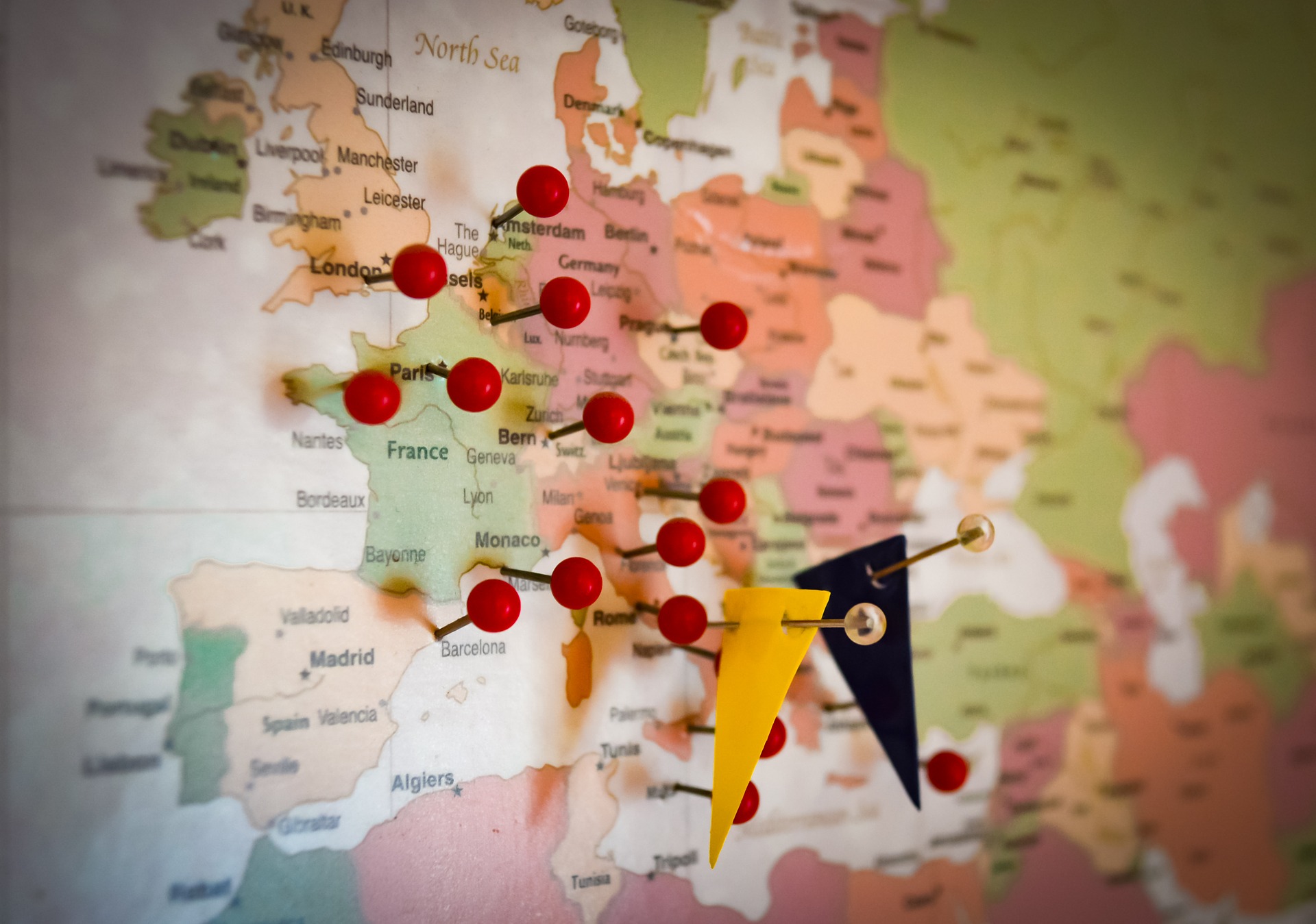 Europe carte avec pins
