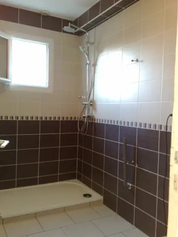 14 plombier a vertou installation robinetterie et colonne de douche a vertou 44120