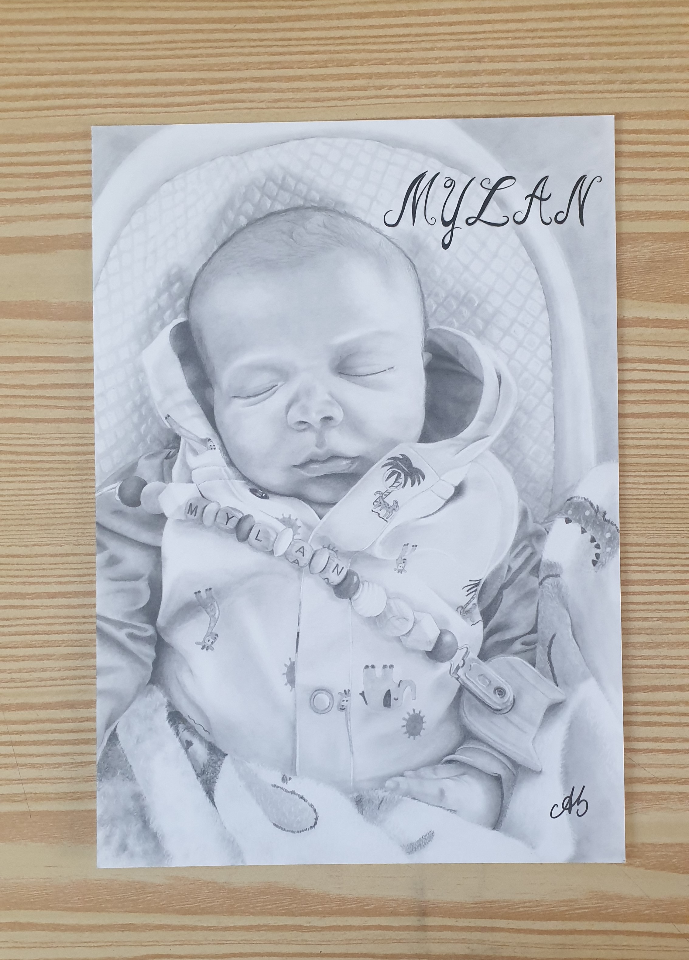 Portrait de bébé au crayon