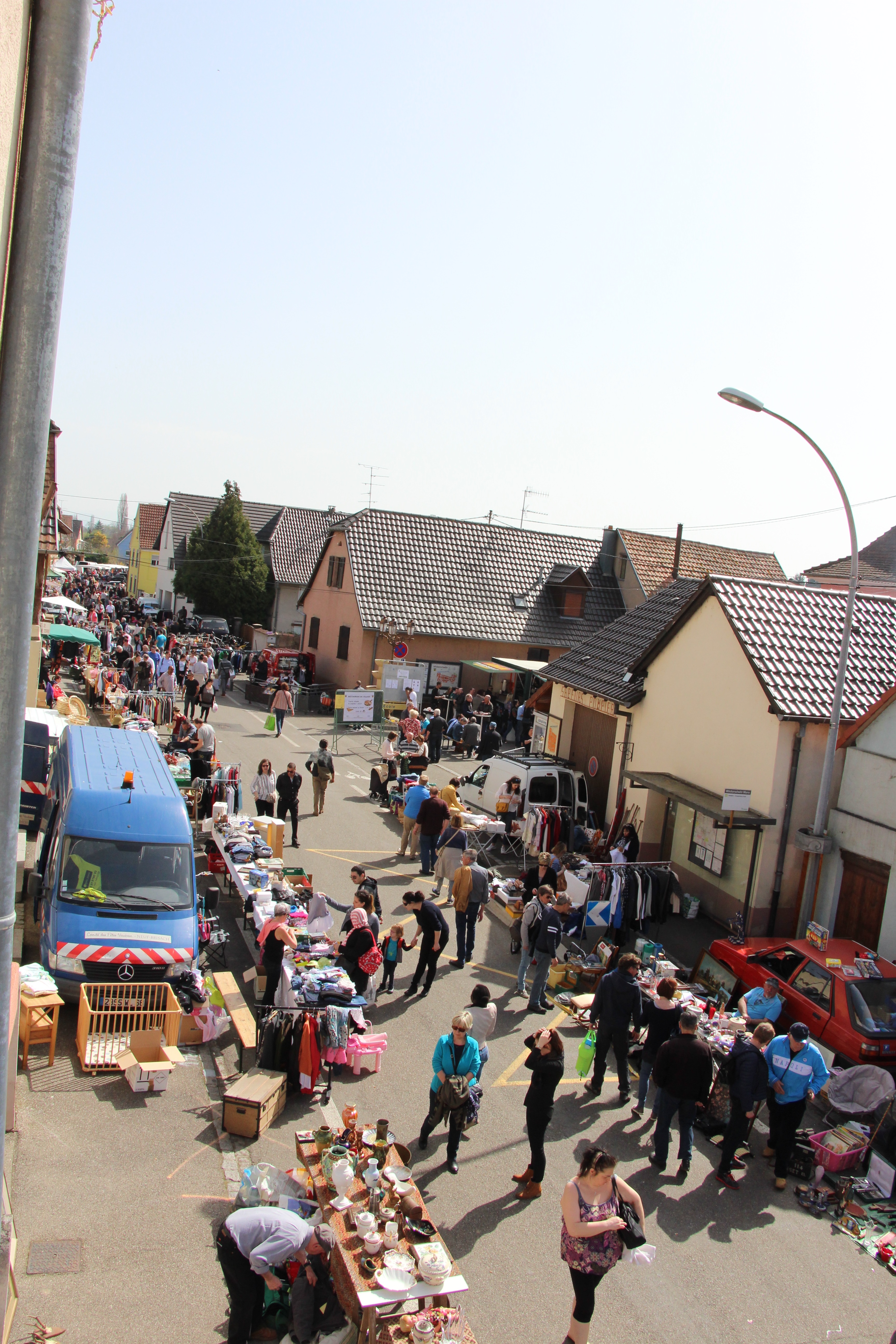 Devant eglise et s p