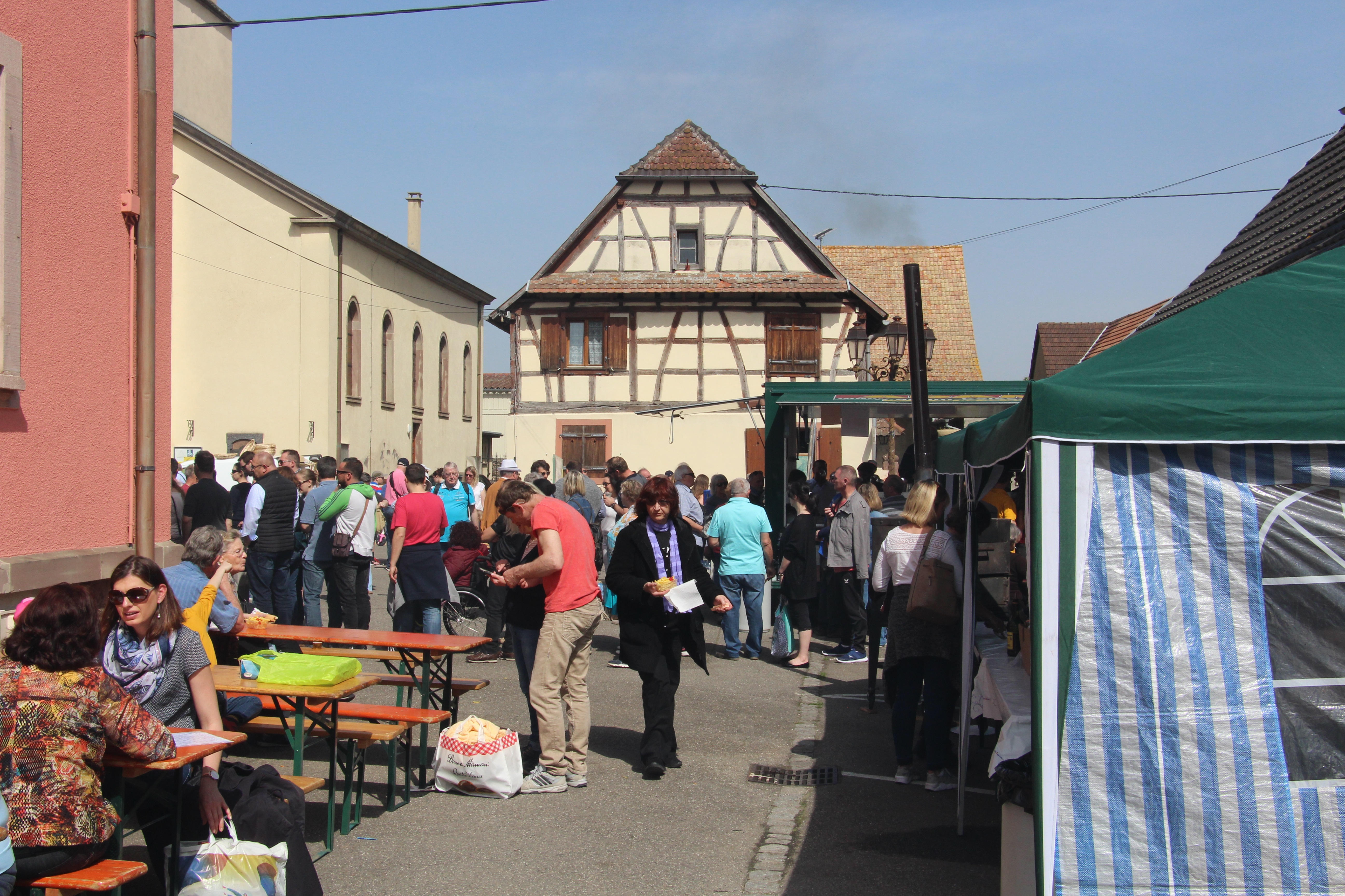 Place mairie 2