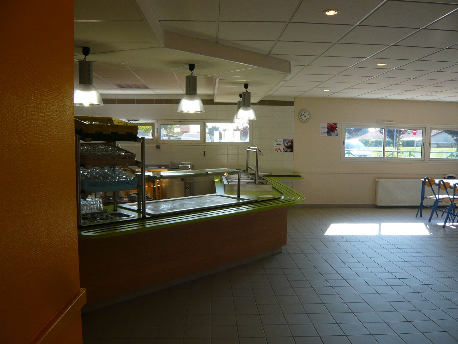 Restaurant scolaire macri montagny architectes lyon 5 