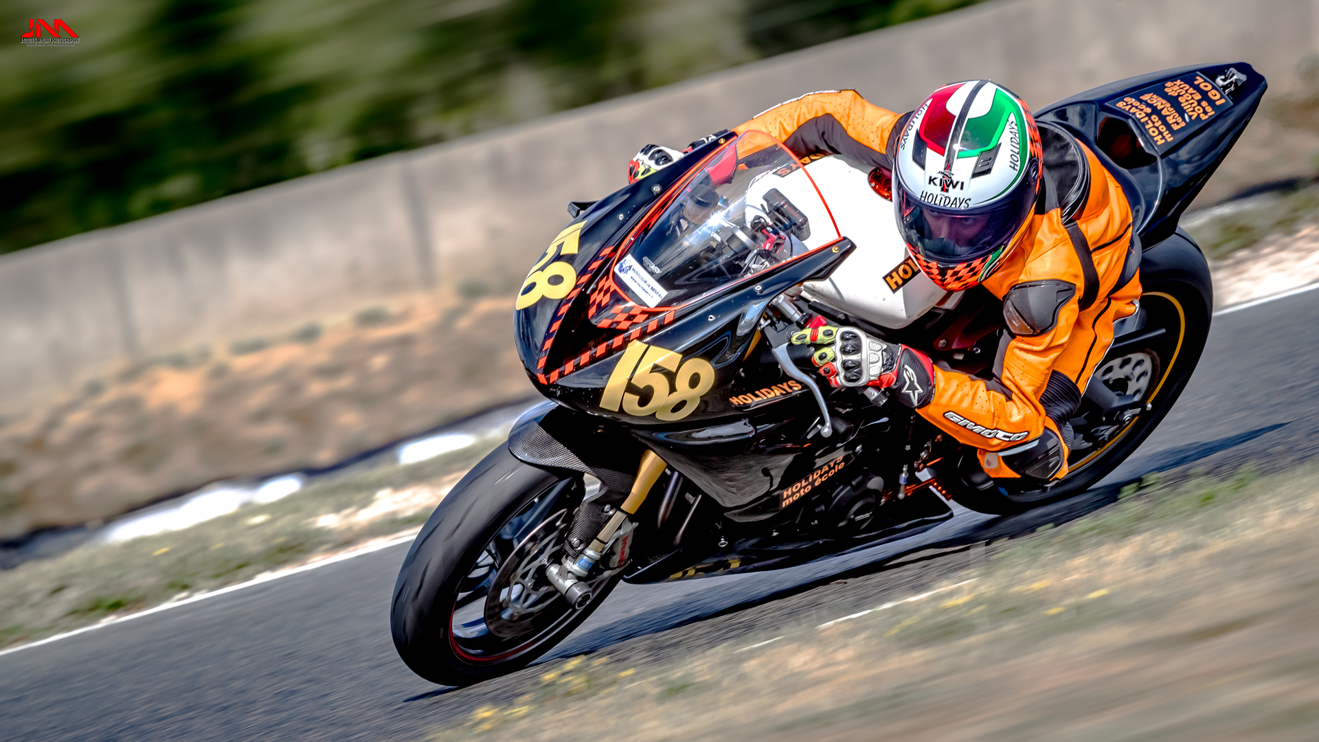 Lr 114eos1d carole fsbk 2018 253 25082018 ret
