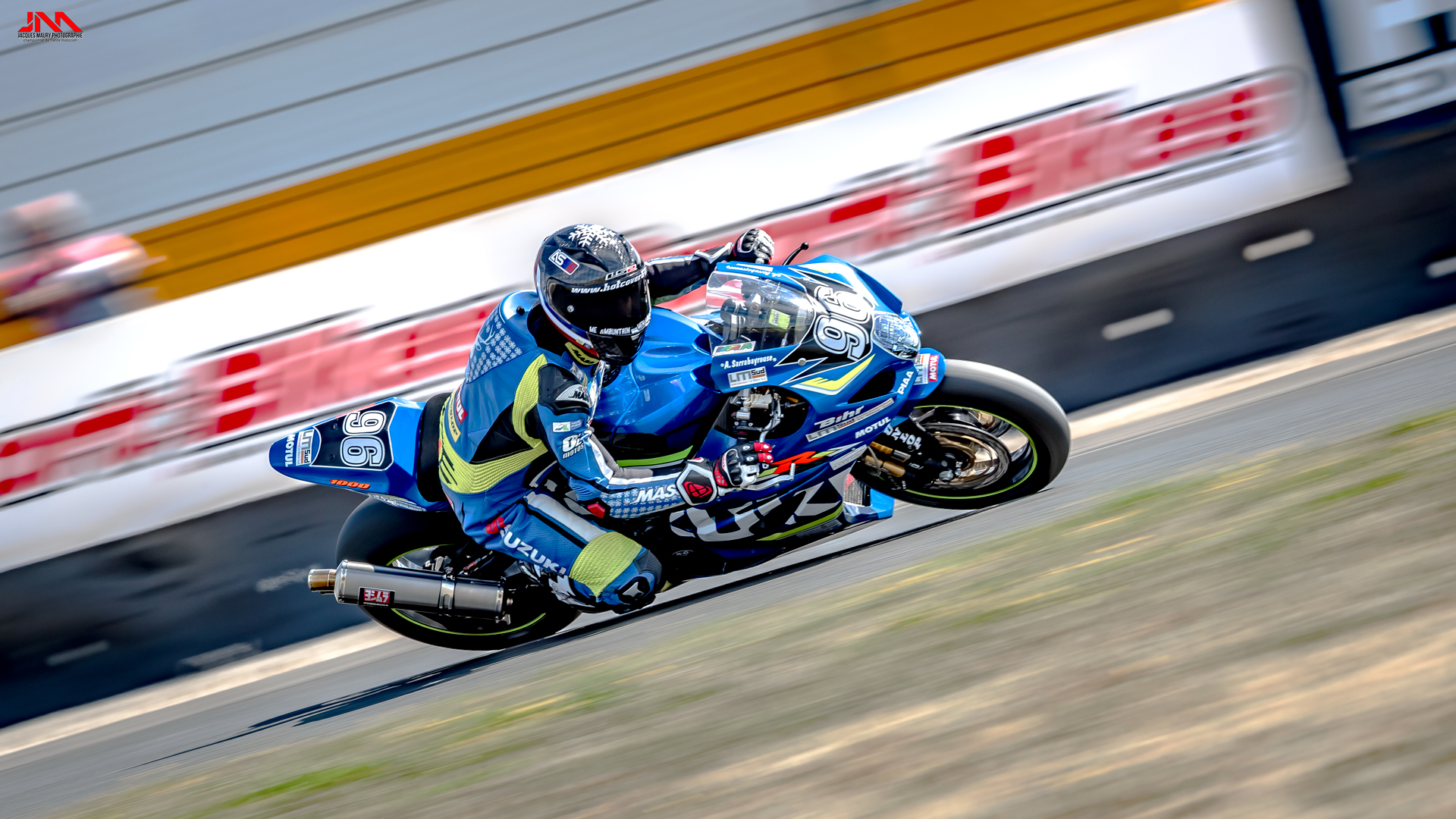 Lr 112eos1d carole fsbk 2018 213 26082018 ret
