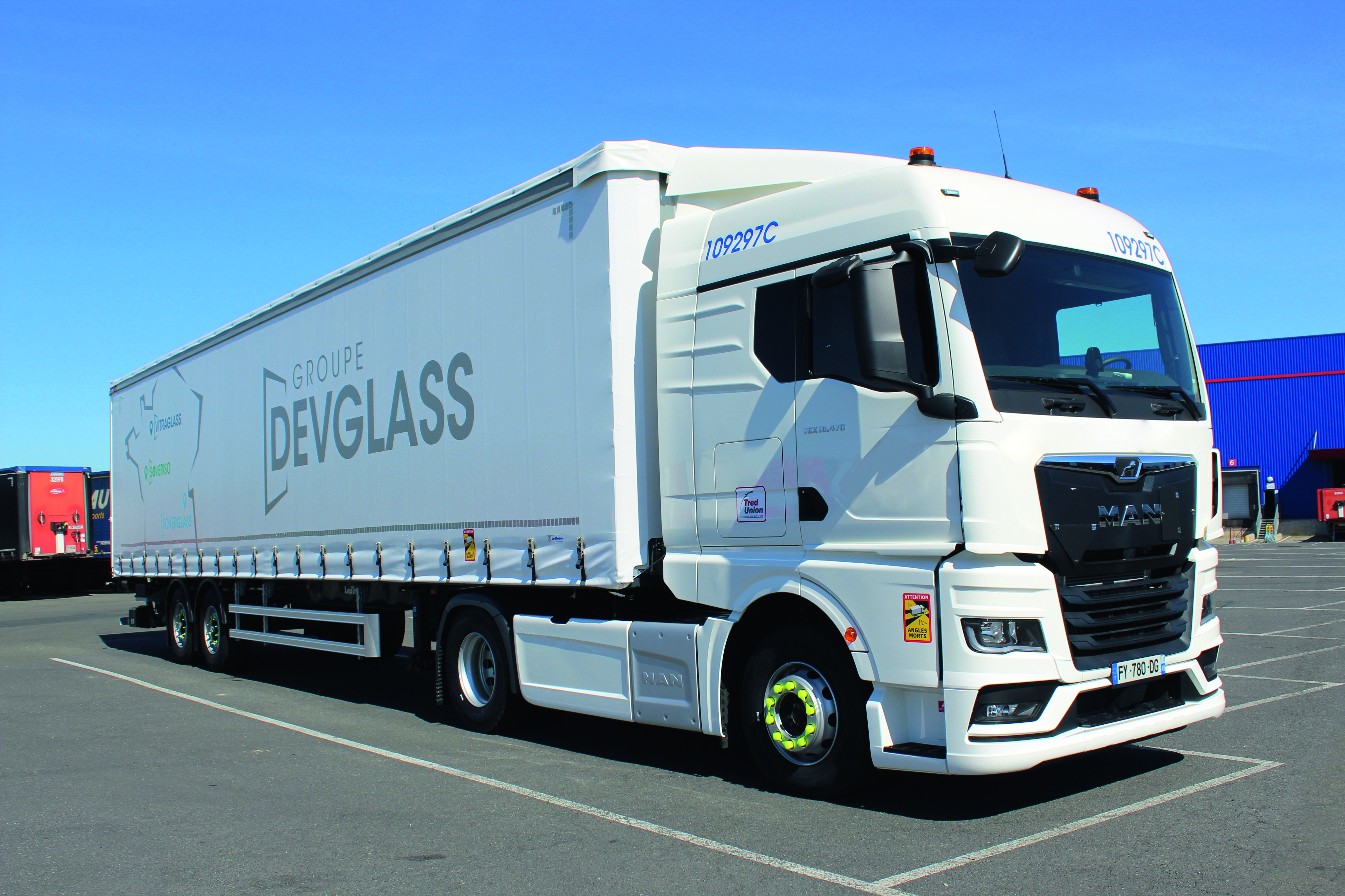 camion devglass