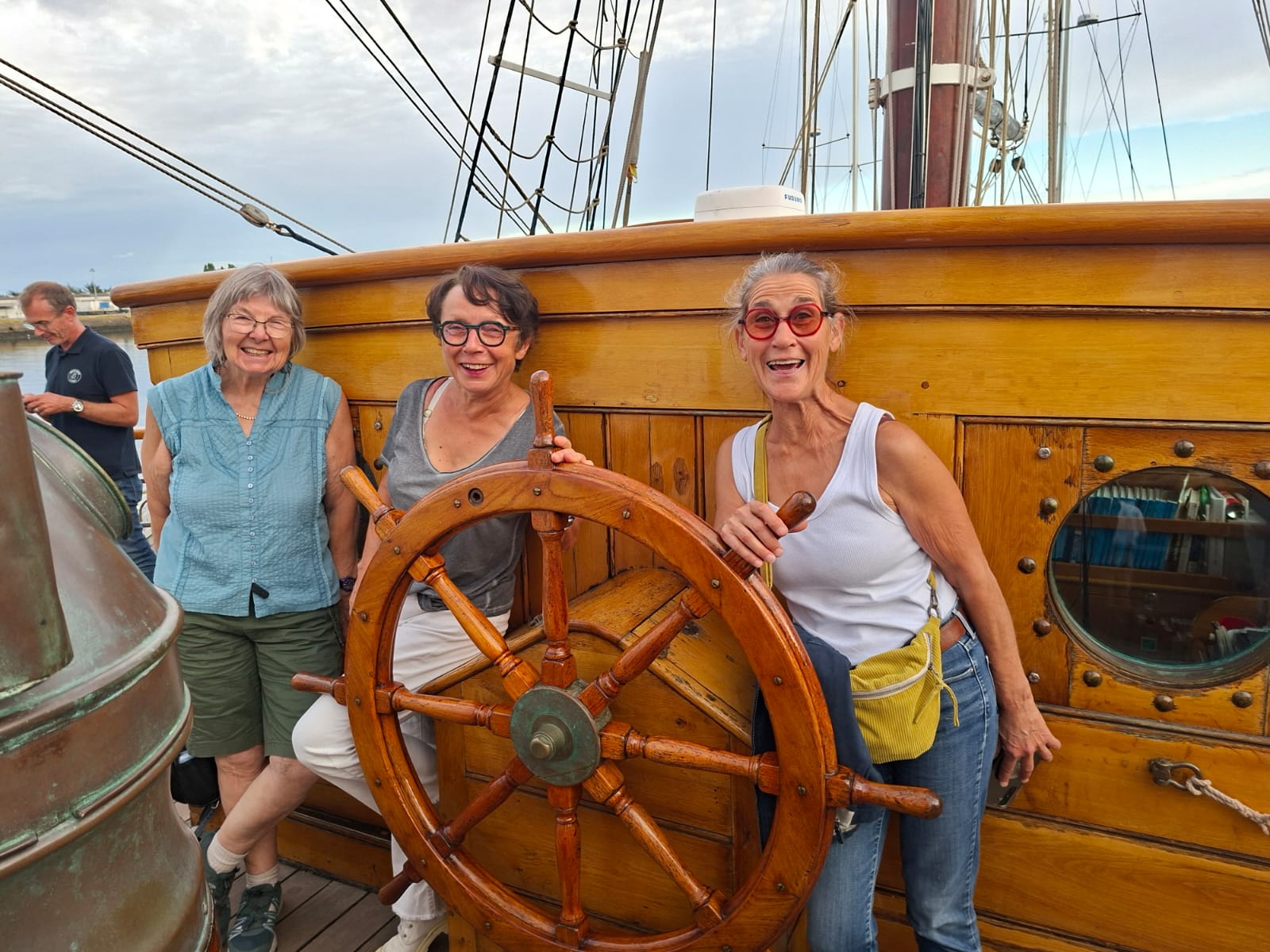 BALADE AUX ÎLES DU MORBIHAN AVEC L’ASSOCIATION « FÊTE DU VENT ET DE LA MER » SUR LE BOREAS