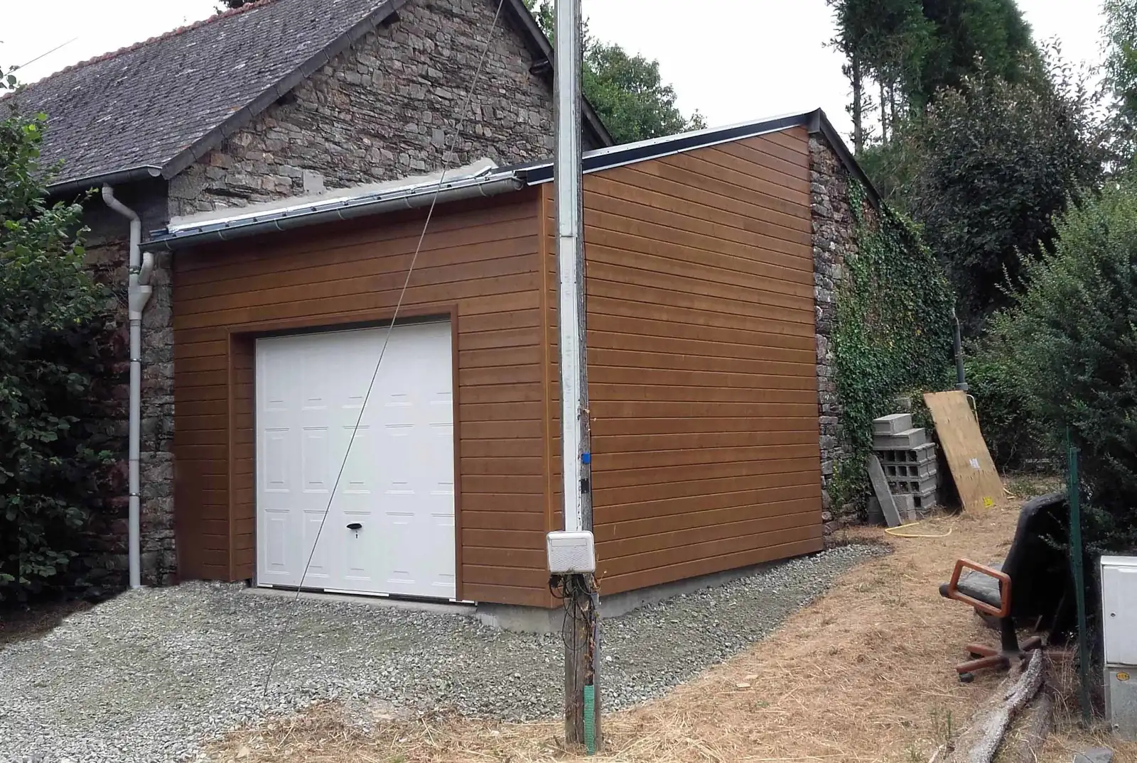 Construction extension garage en bois douglas la dominelais ille et vilaine annee 2022 facade nord