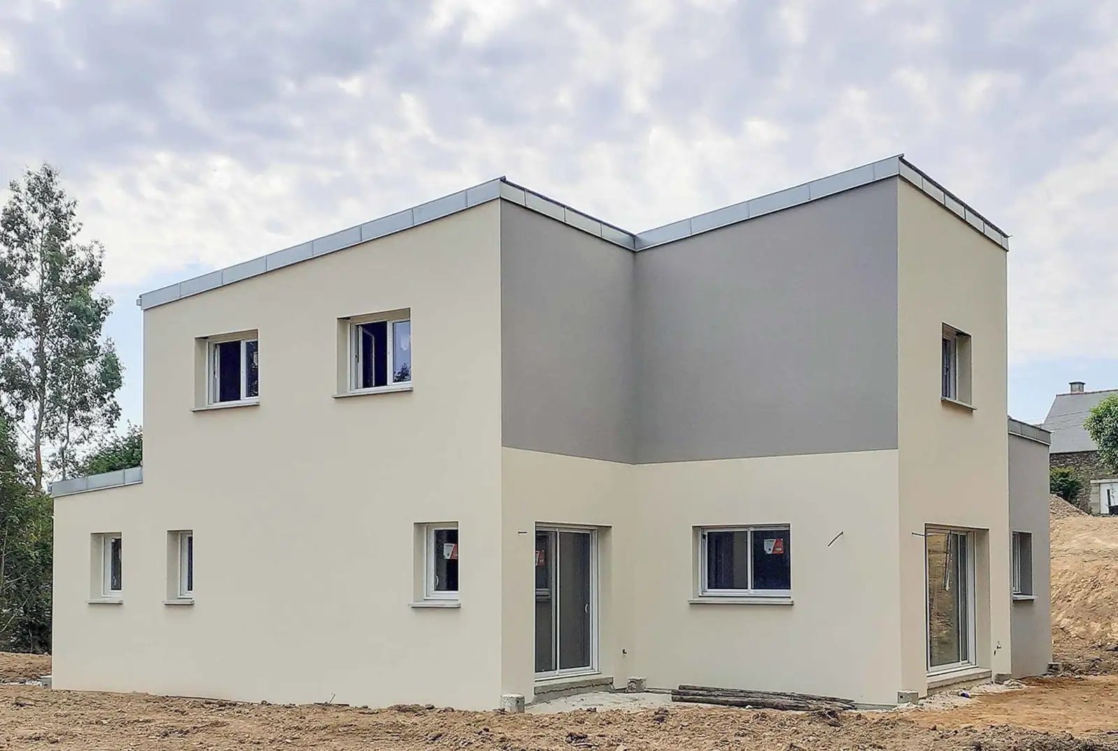 Construction maison a etage avec garage bain de bretagne ille et vilaine annee 2021