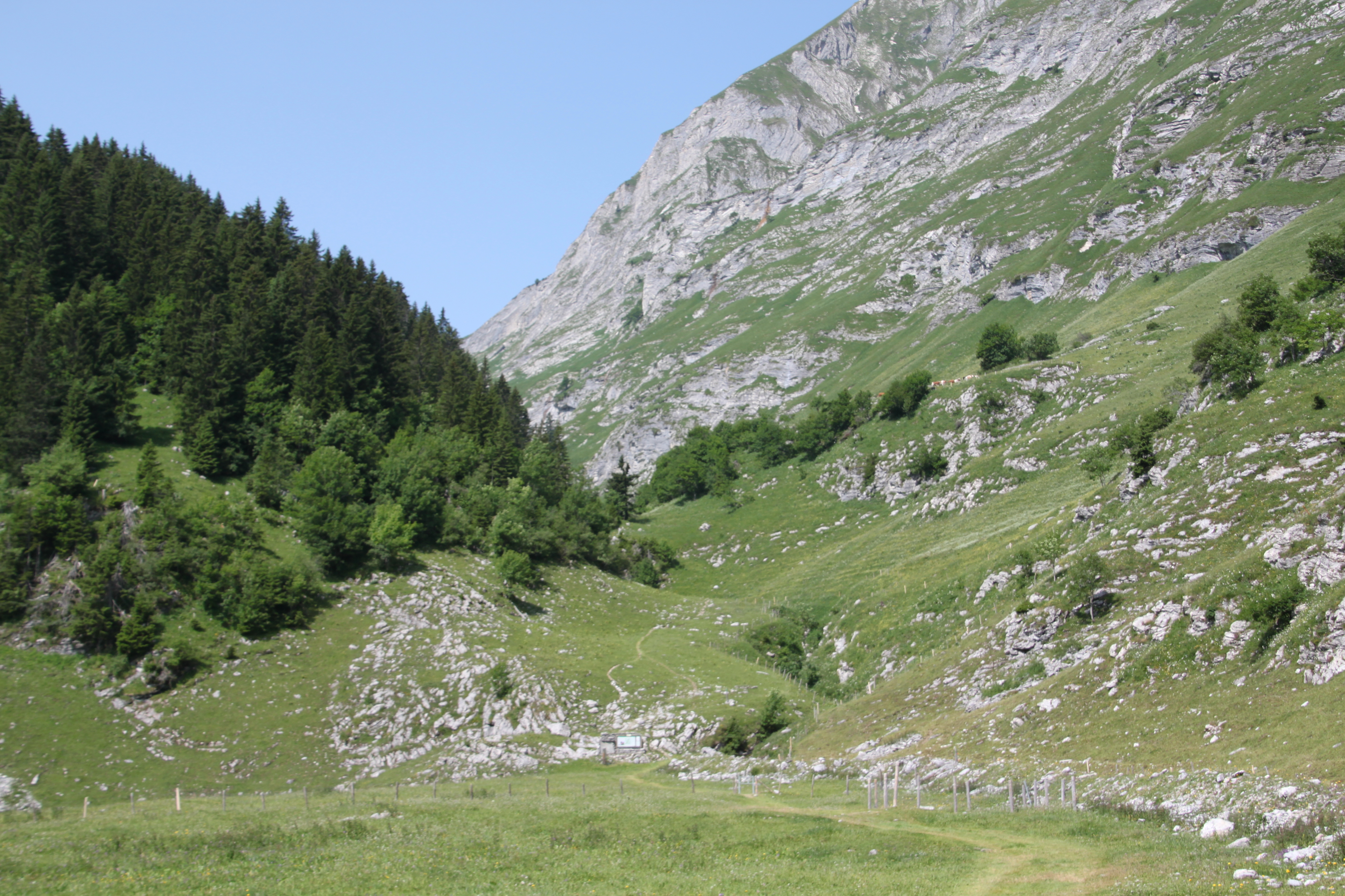Entrée de la réserve naturelle du Vanil Noir