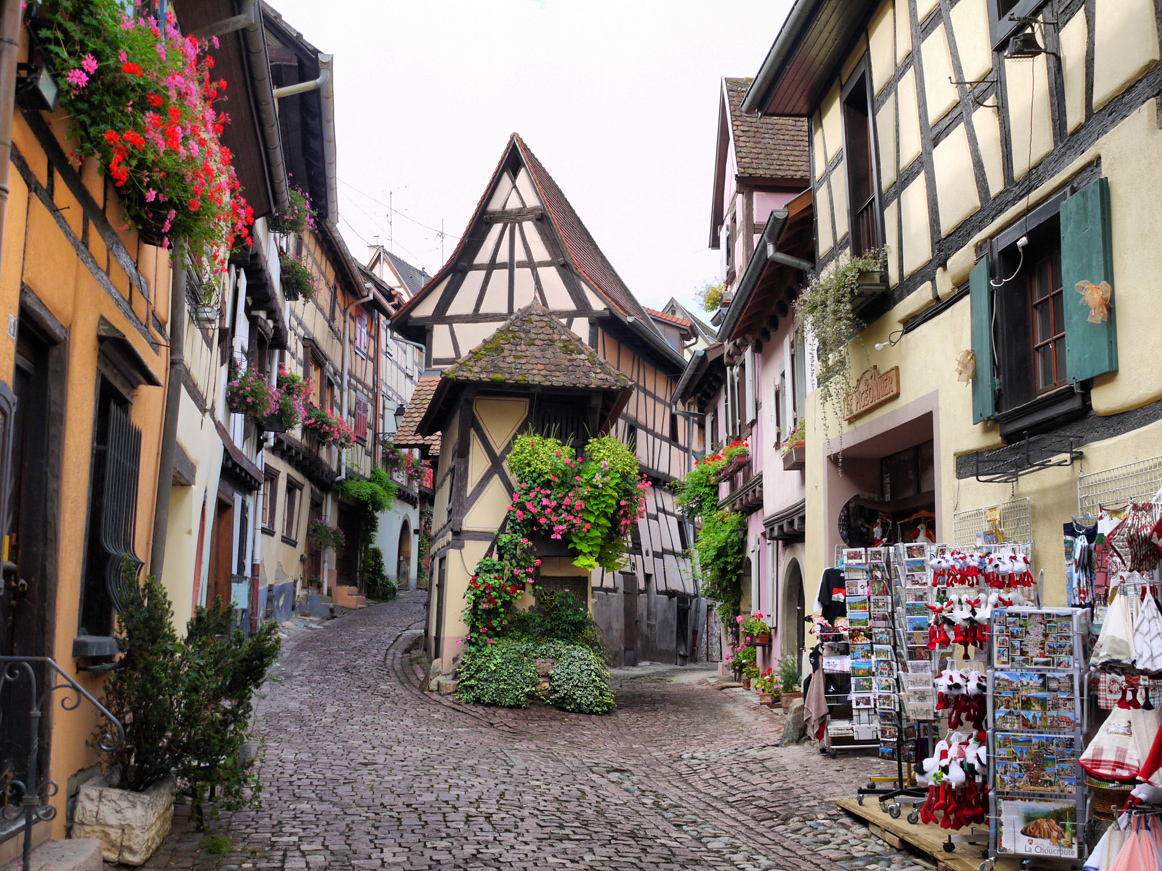 Eguisheim   alsace  france 