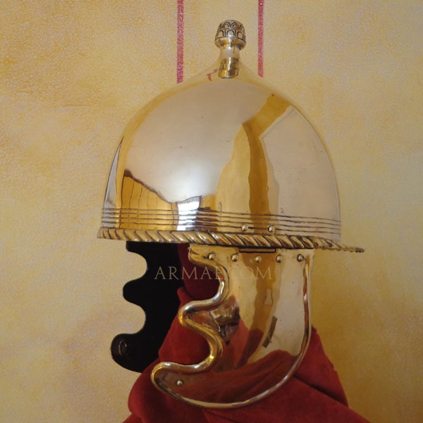 Casque montefortino
Source : ™Armae.com