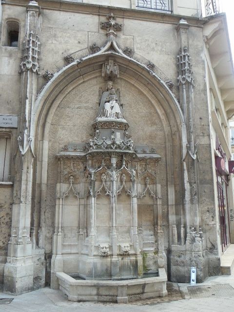 Rouen7