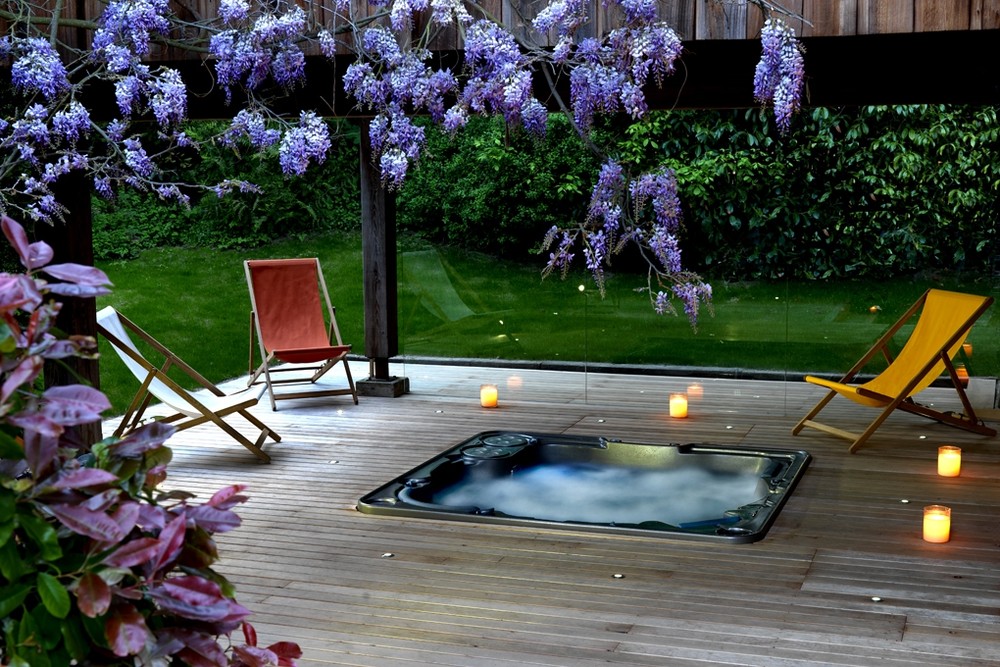 Terrasse sur spa réalisée par menuiserie Papavoine à St Aubin sur Gaillon
