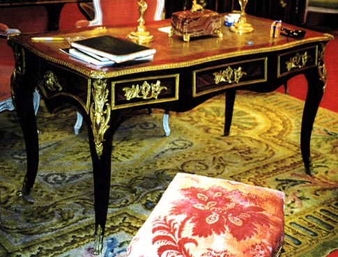 Bureau liuis 15