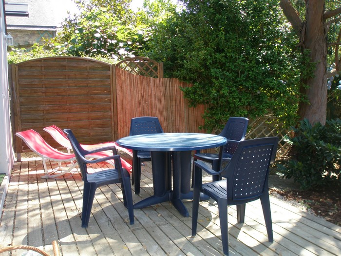 Salon de jardin petite maison