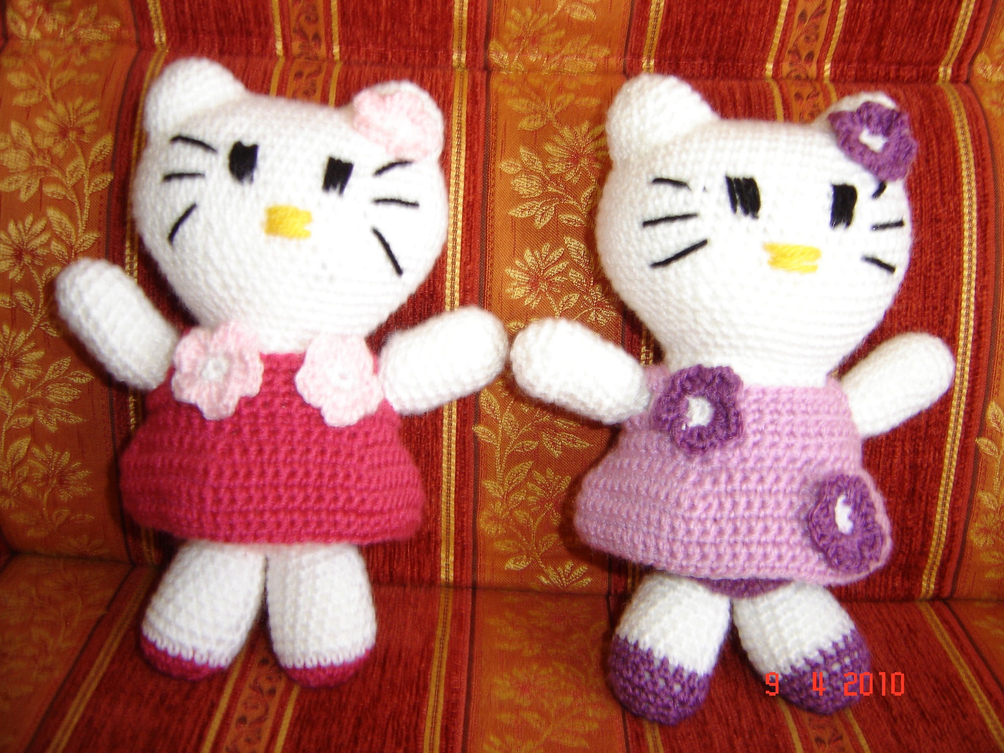 kitty robe 20cm 15 euros pièce