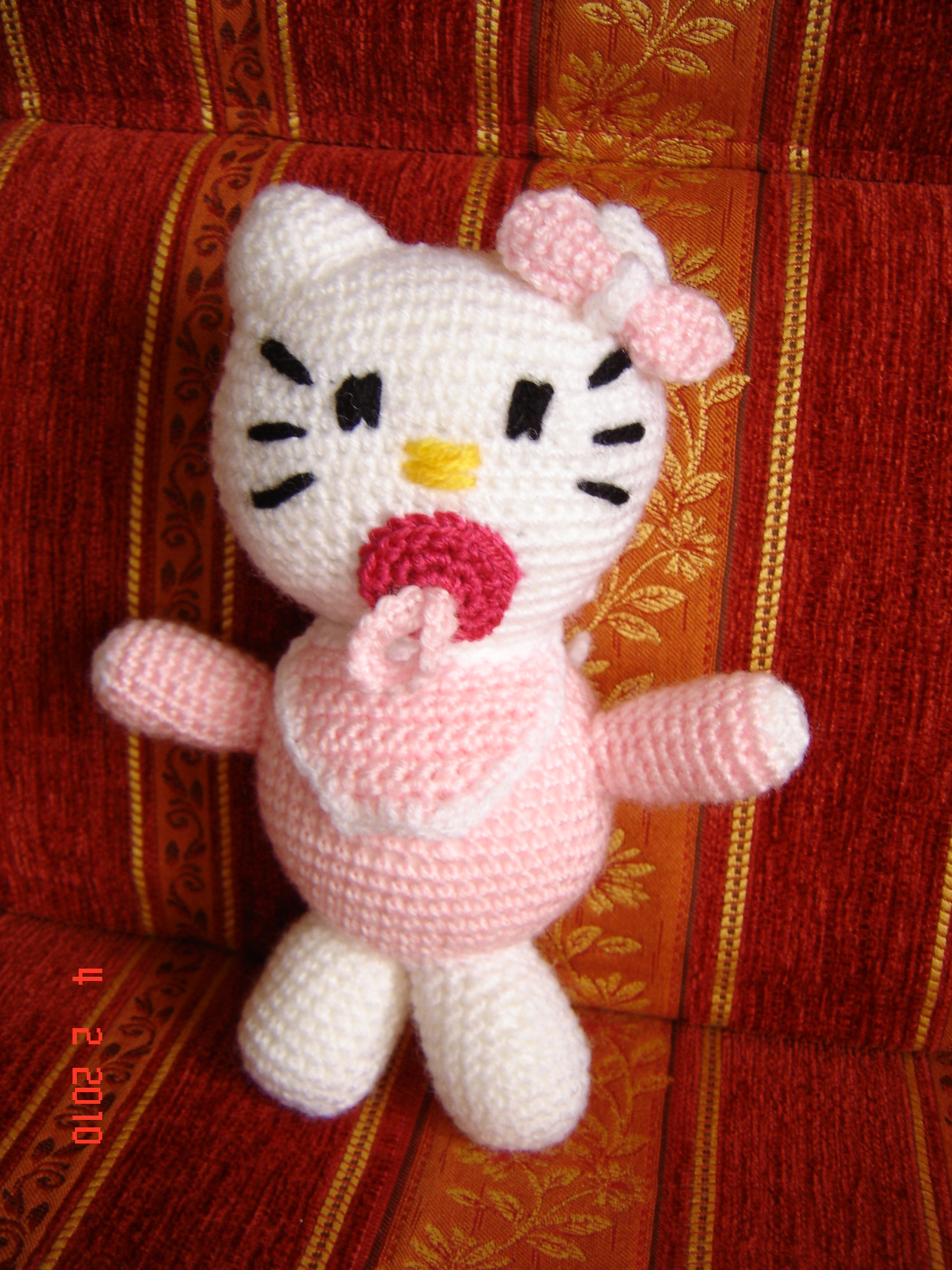 kitty bébé 20 cm 15 euros