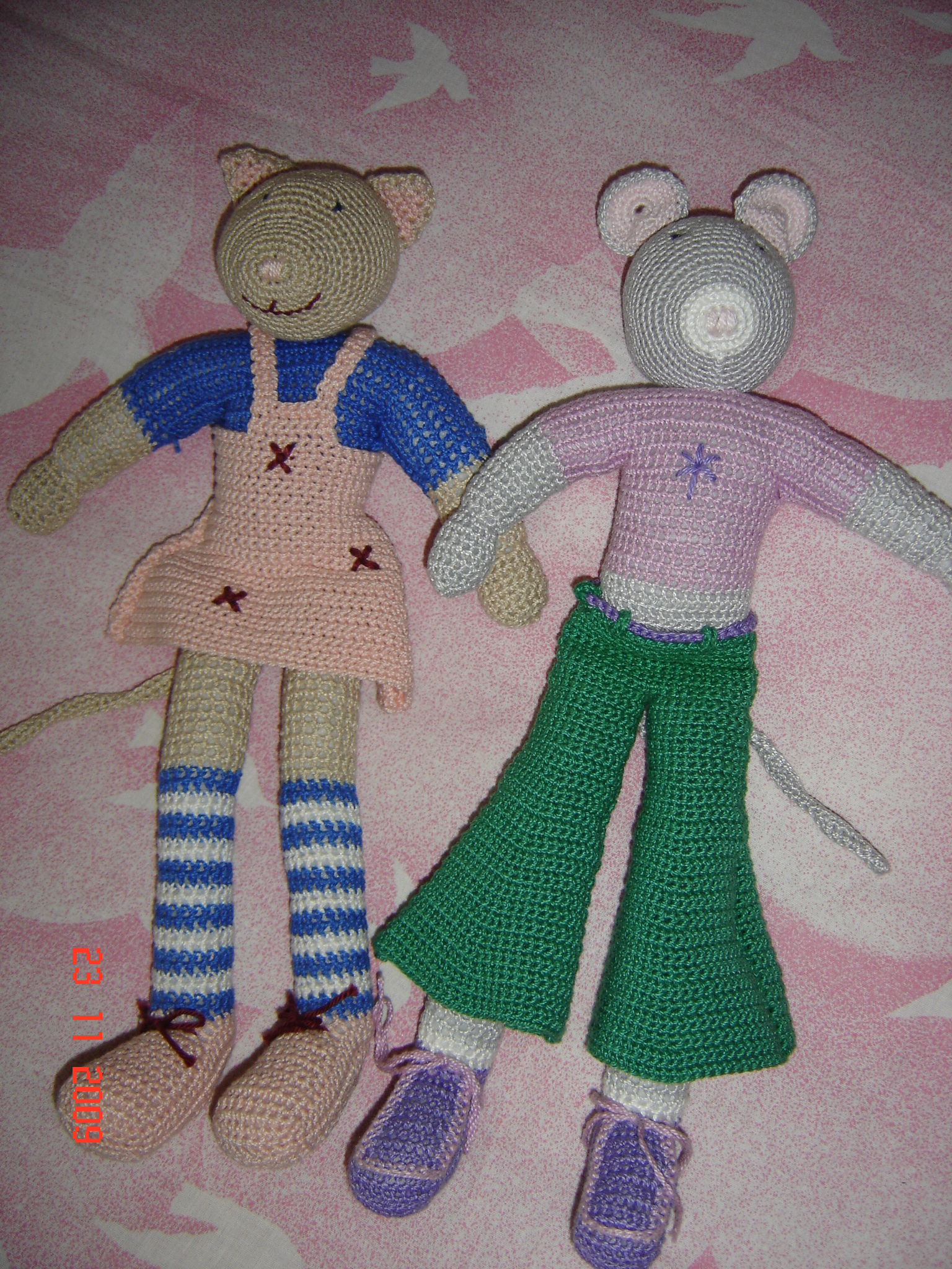 le chat et la souris 40cm au crochet 20 euros pièce