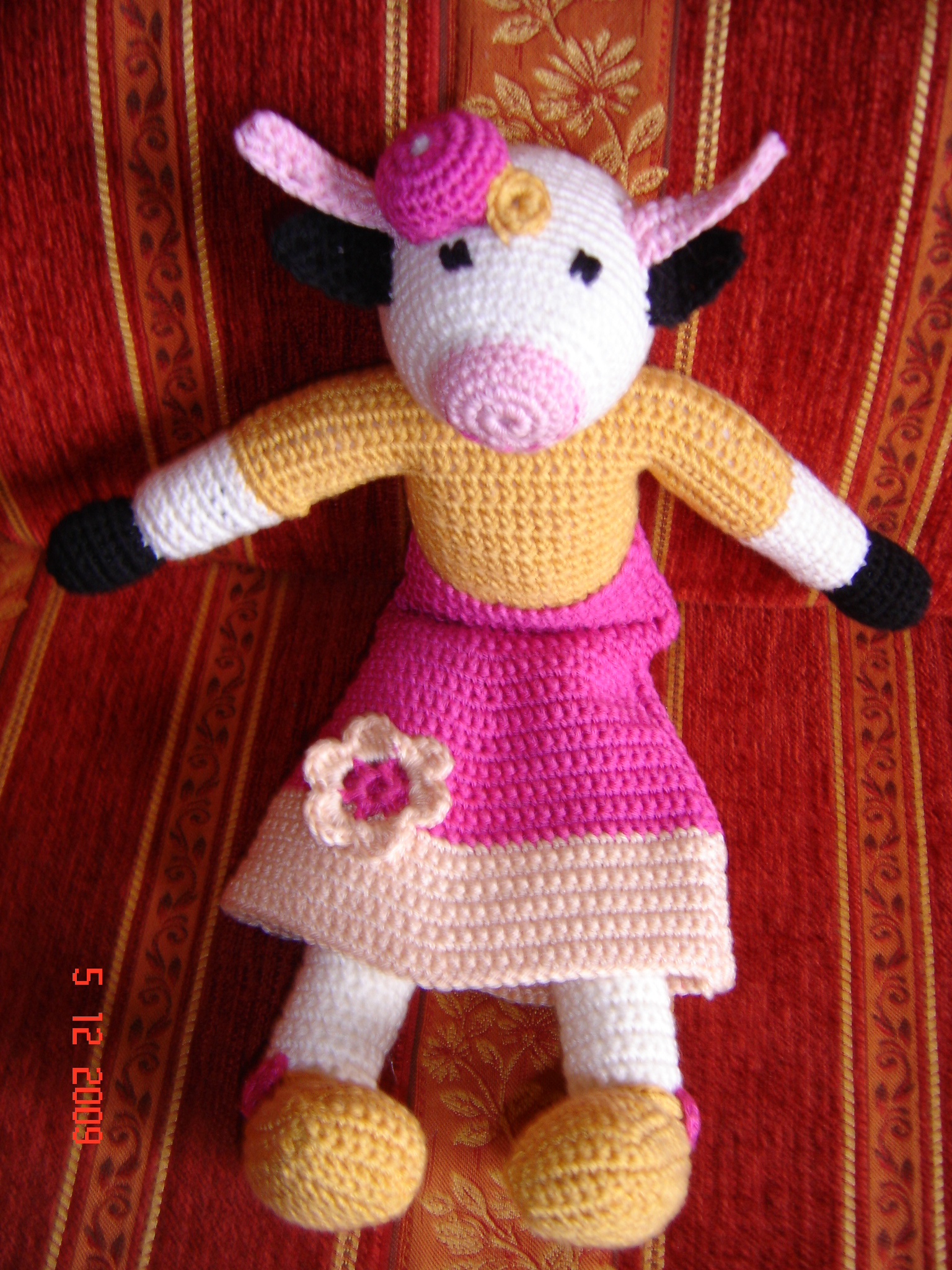 la vache au crochet 40 cm 20 euros