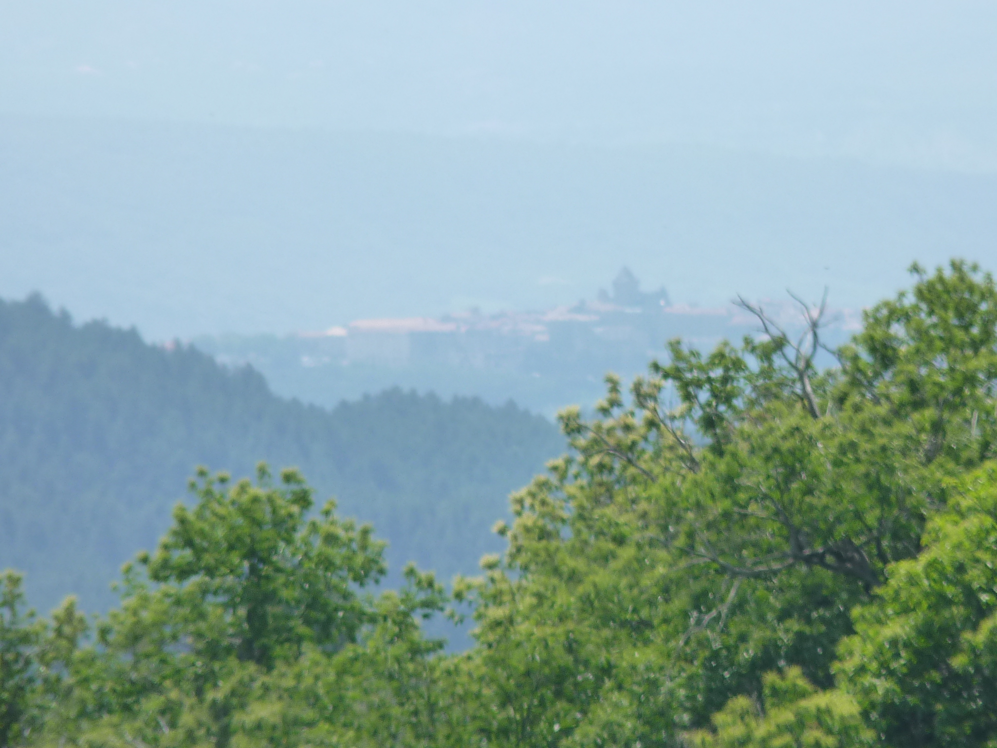 Château d'Aubenas vu de la maison