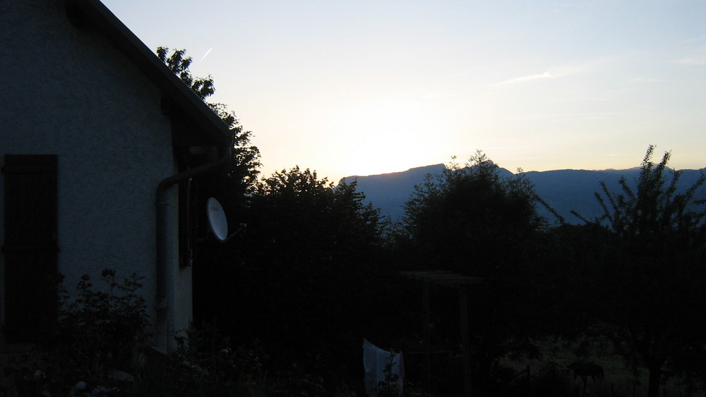 Lever soleil 6 h 15 le 17 6 2008 001