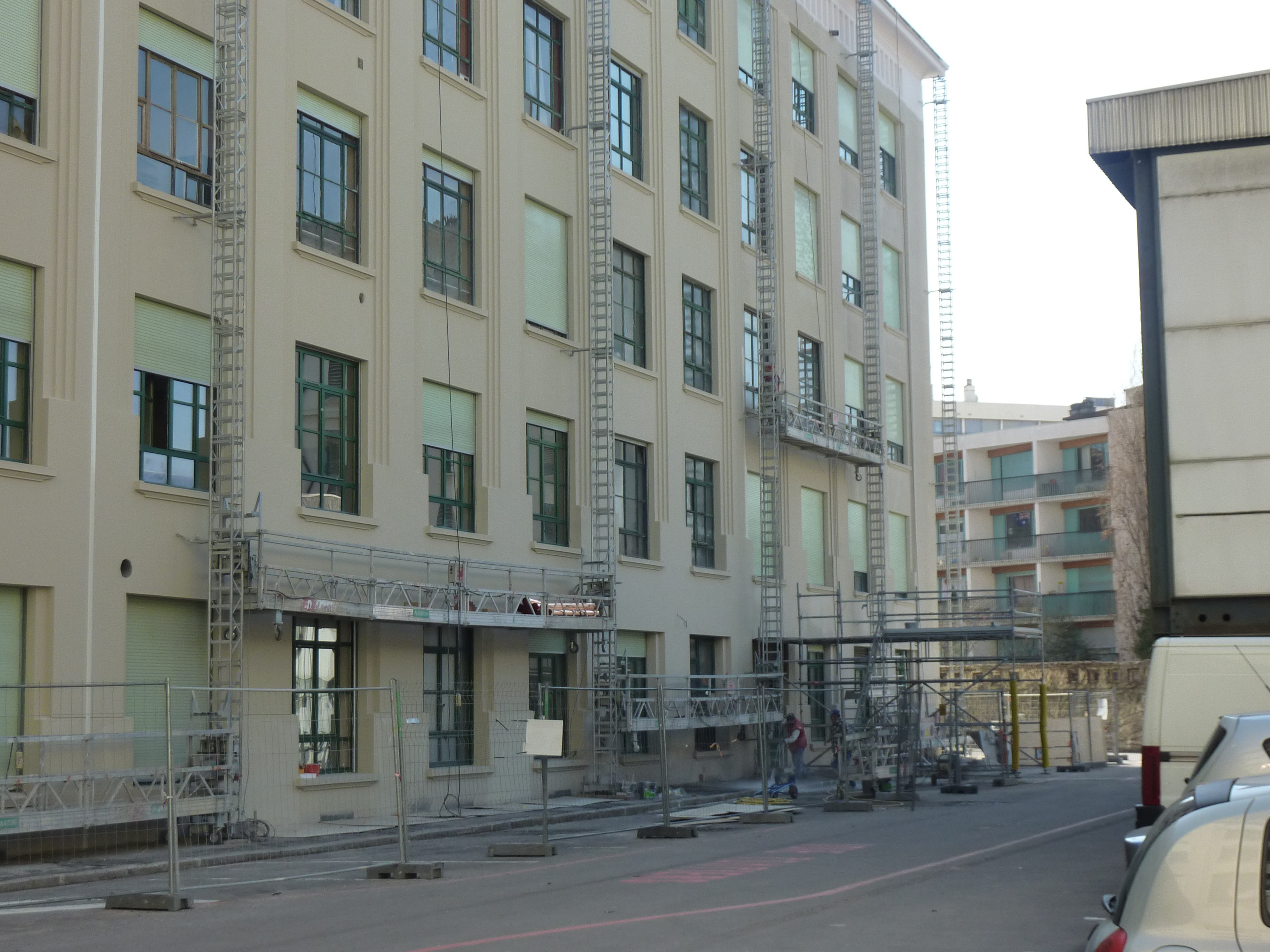 Montage, location, vente, entretien plateforme suspendue FIXEO Fixator (LYON)
