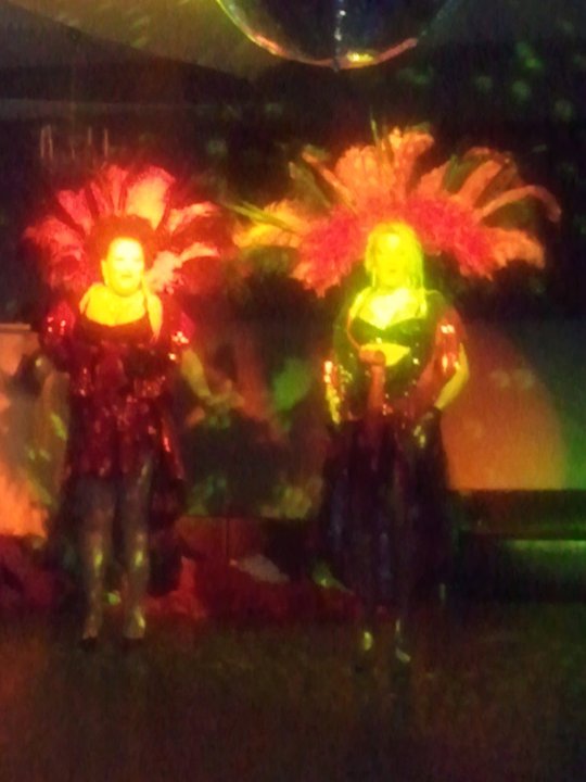Linda carlton et olivia internatioanle 2