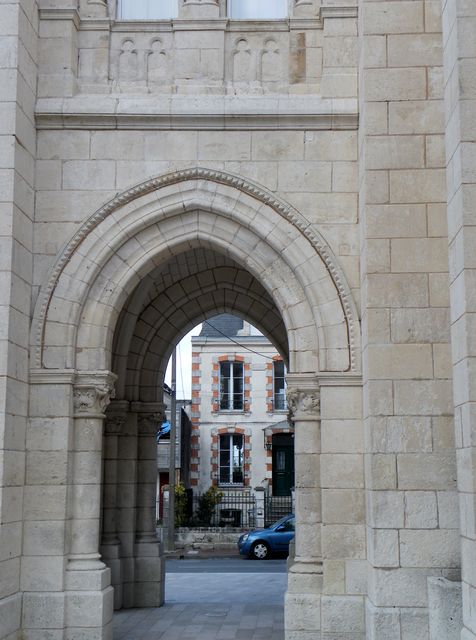 Fouras48