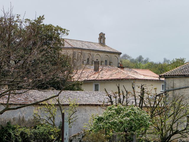 Exoudun8